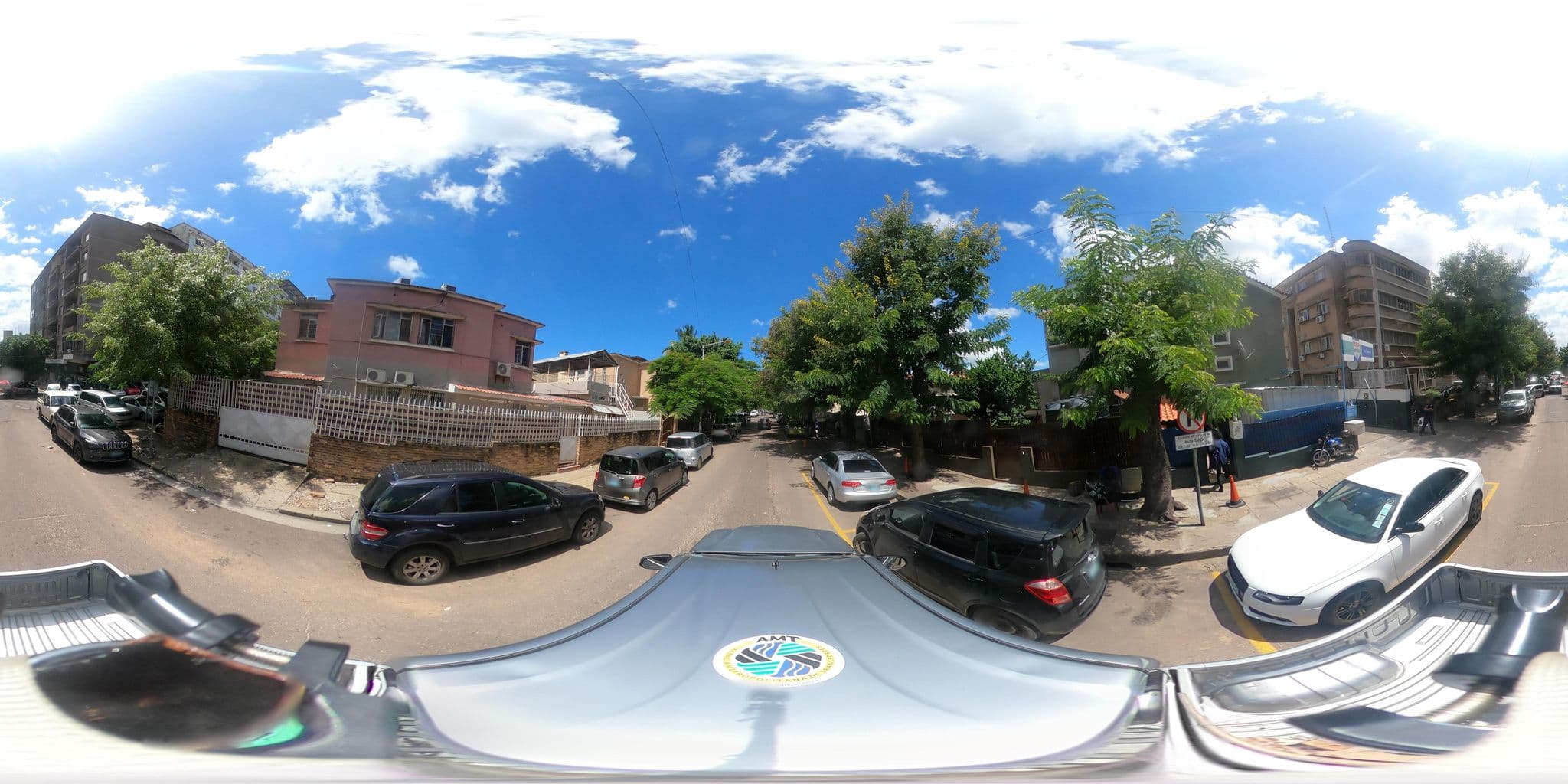 Street view near Guesthouse 1109, Maputo — © OMTMOZ (CC BY-SA · Mapillary)
