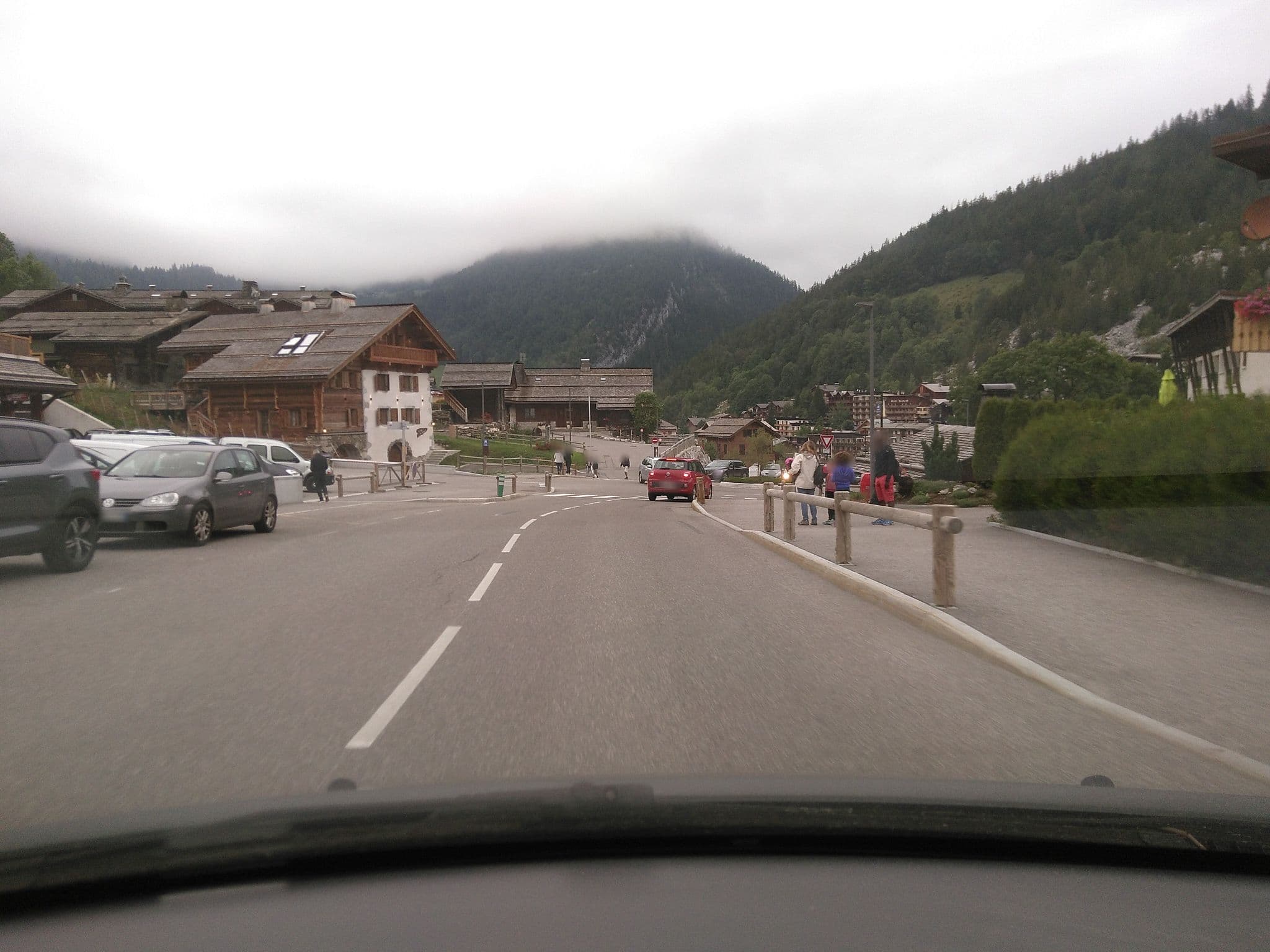 Street view near L'Alpette, La Clusaz — © marcp (CC BY-SA · Mapillary)