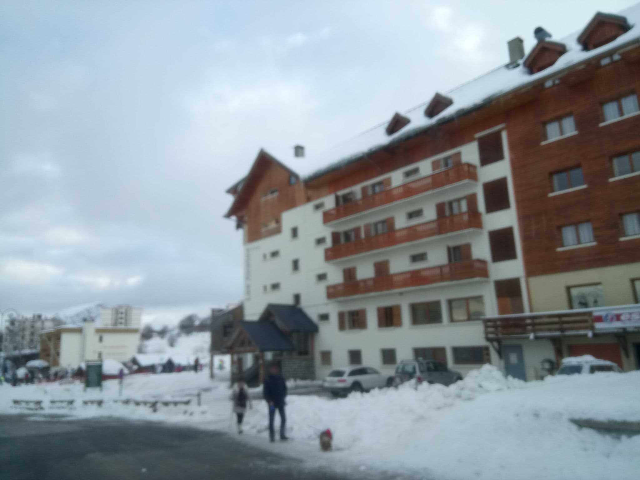 Street view near Hôtel Les Airelles, Saint-Jean-de-Maurienne — © alexmodesto73 (CC BY-SA · Mapillary)