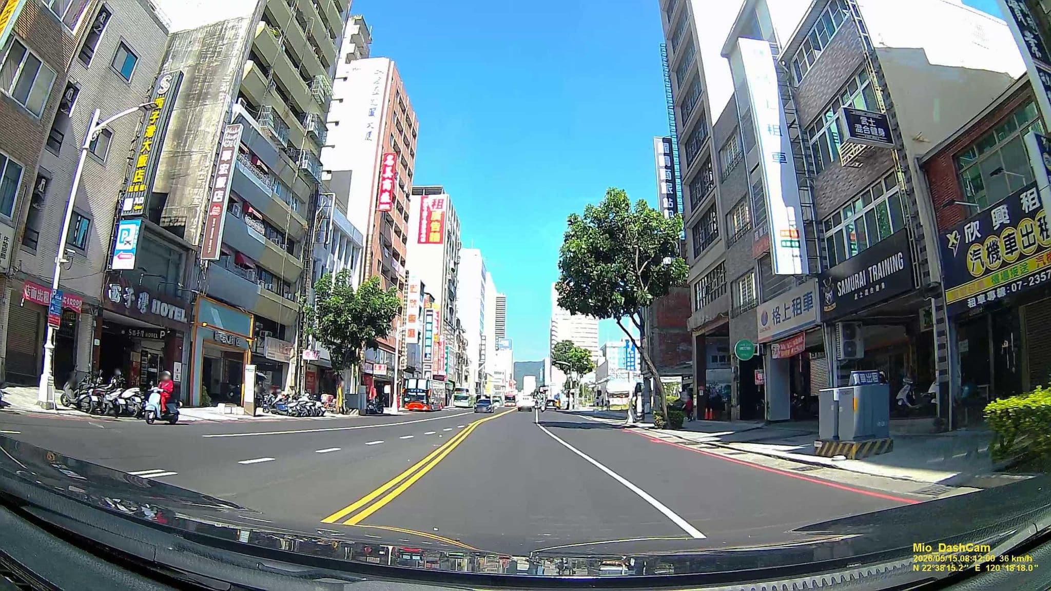 Street view near 西子灣大飯店, Kaohsiung — © hcyen (CC BY-SA · Mapillary)