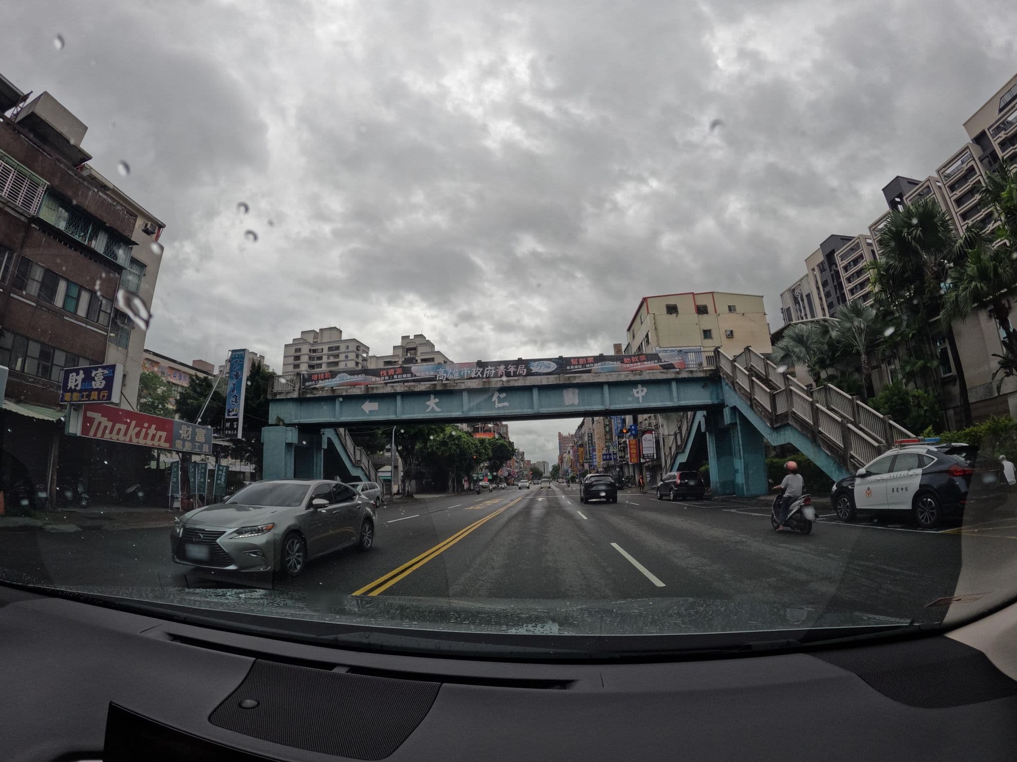 Street view near 御宿汽車旅館, Kaohsiung — © littlebtc (CC BY-SA · Mapillary)