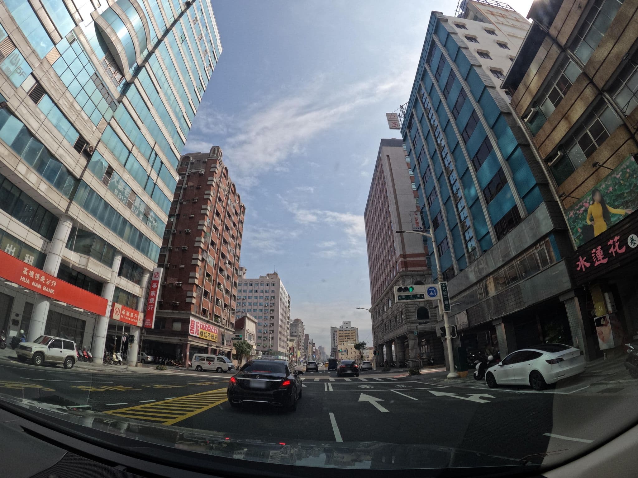 Street view near 立多商旅, Kaohsiung — © littlebtc (CC BY-SA · Mapillary)