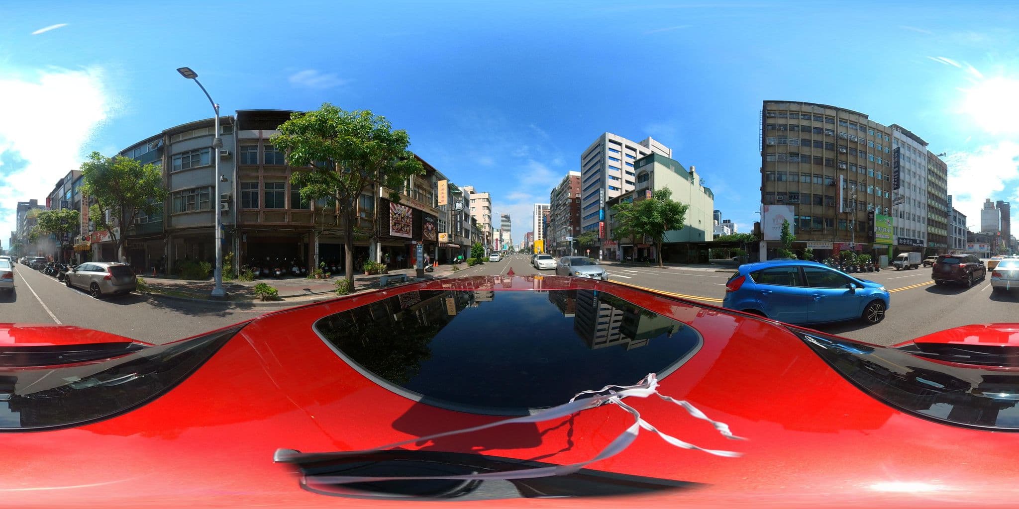 Street view near 好地方飯店六合館, Kaohsiung — © irvinfly (CC BY-SA · Mapillary)