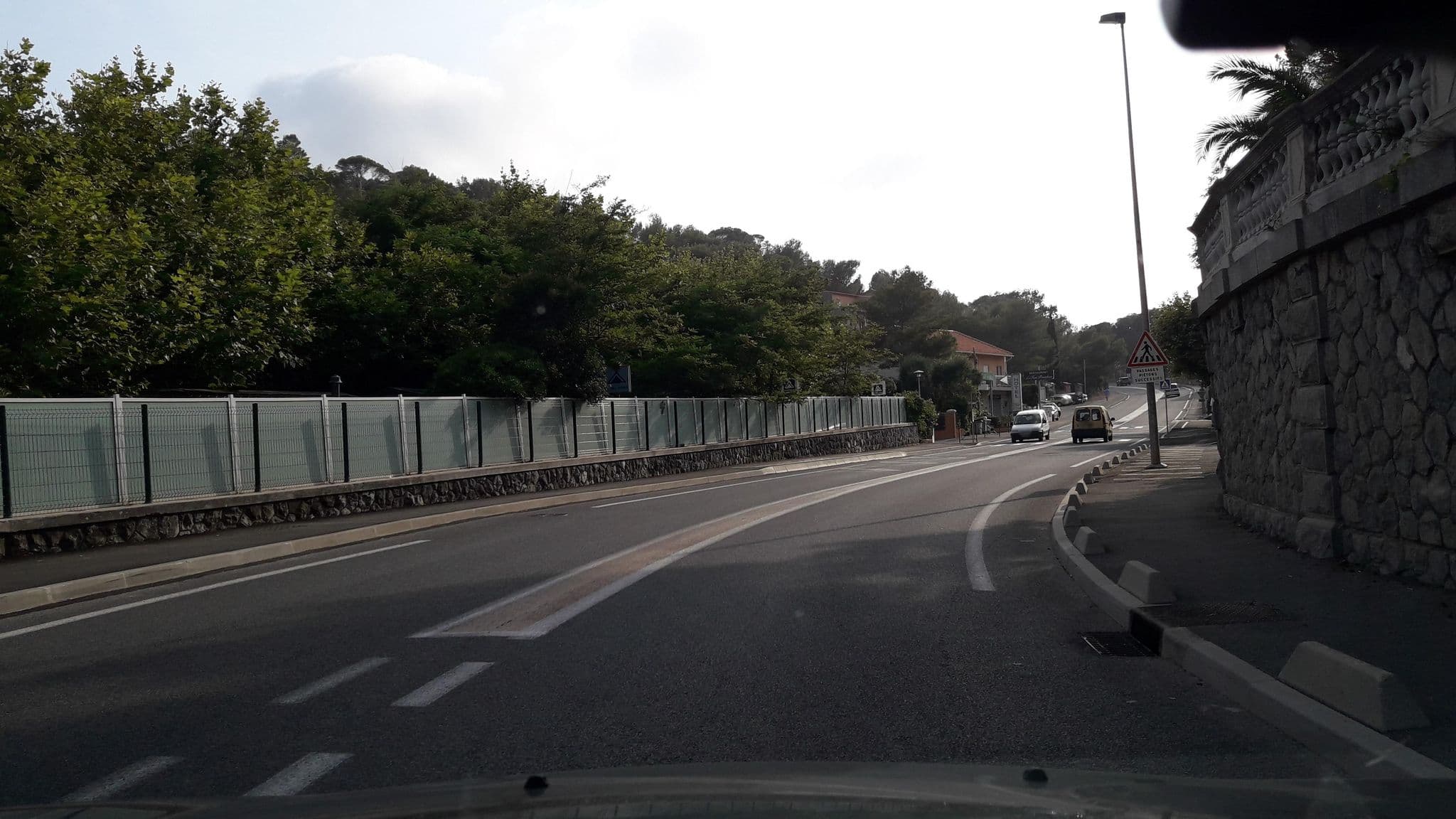 Street view near Royal Camping, Saint-Raphaël — © eric_s (CC BY-SA · Mapillary)