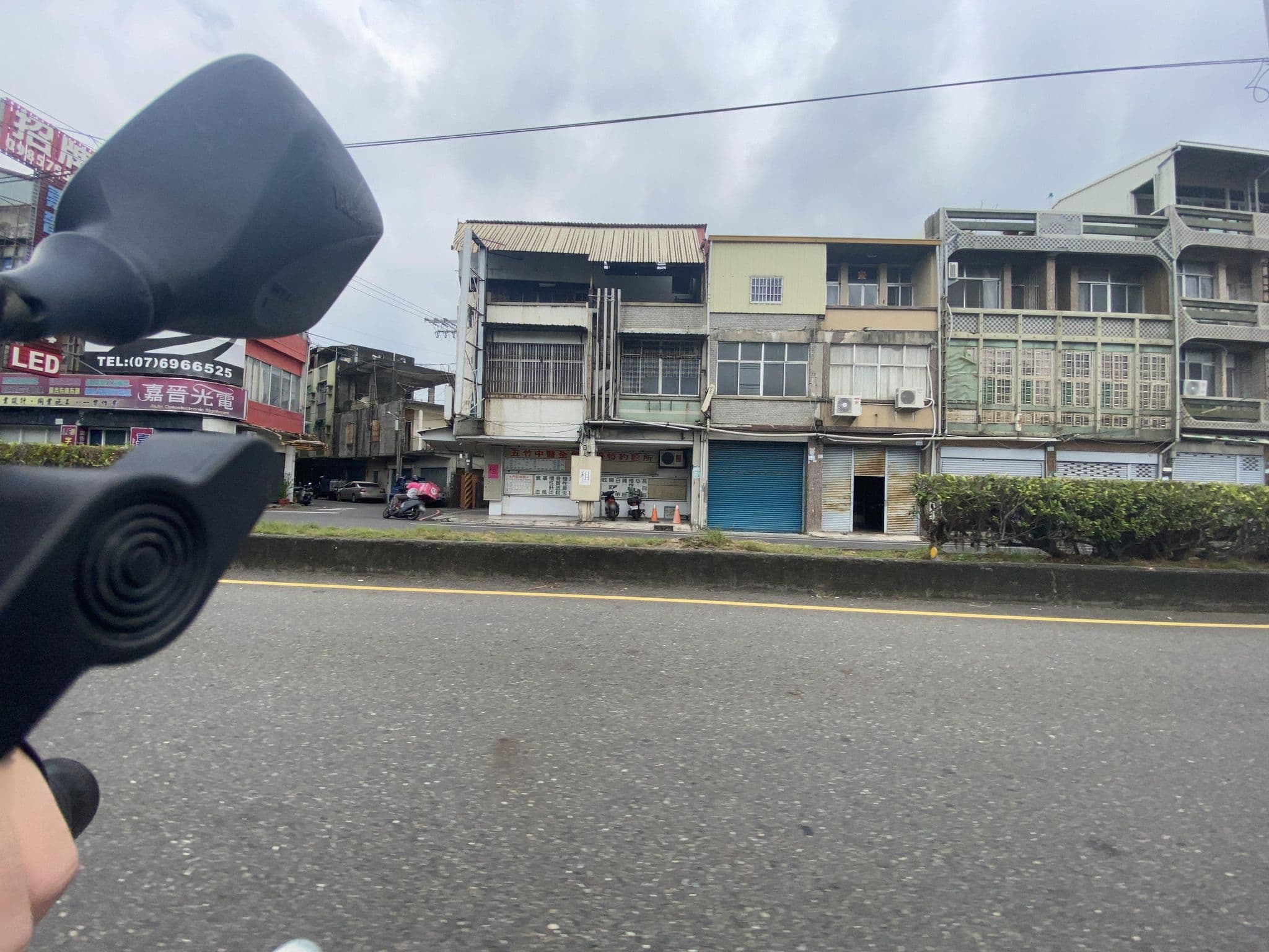 Street view near 鴻賓大旅社, Tainan — © wdw0208 (CC BY-SA · Mapillary)
