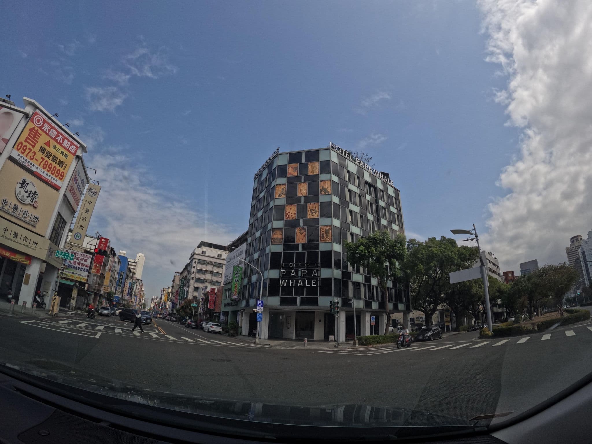 Street view near ICON艾卡設計旅店, Kaohsiung — © littlebtc (CC BY-SA · Mapillary)