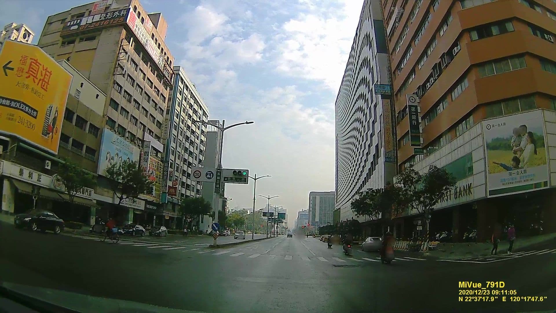 Street view near 大來賓館, Kaohsiung — © littlebtc (CC BY-SA · Mapillary)