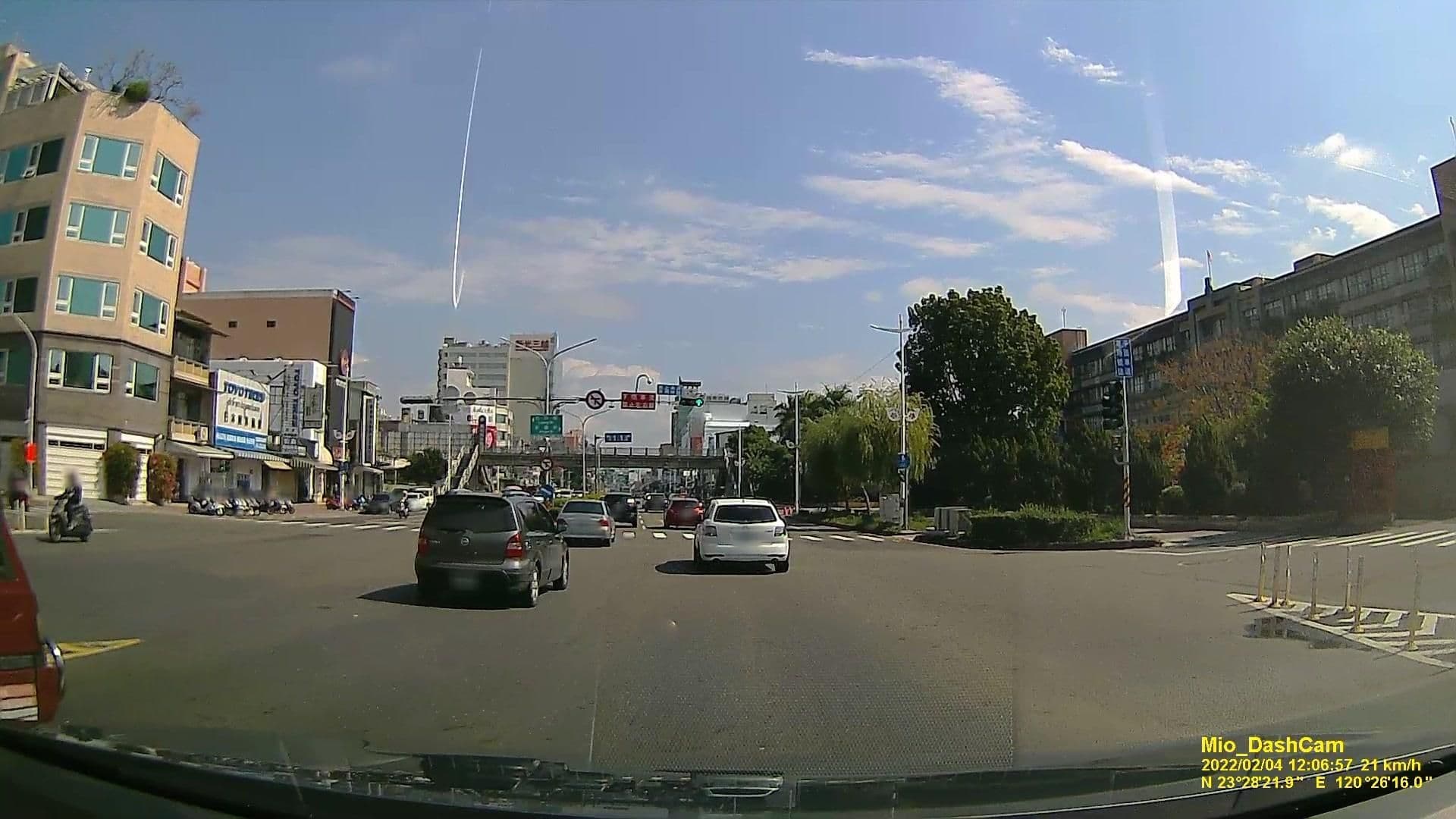 Street view near 嘉賓大飯店, Chiayi City — © littlebtc (CC BY-SA · Mapillary)