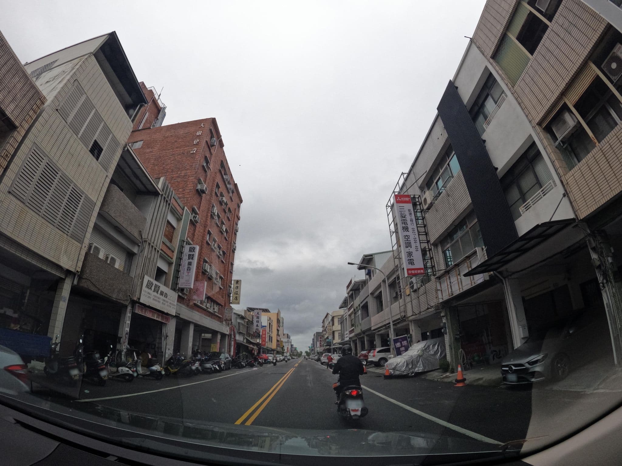 Street view near 上陞商務大飯店, Taitung — © littlebtc (CC BY-SA · Mapillary)