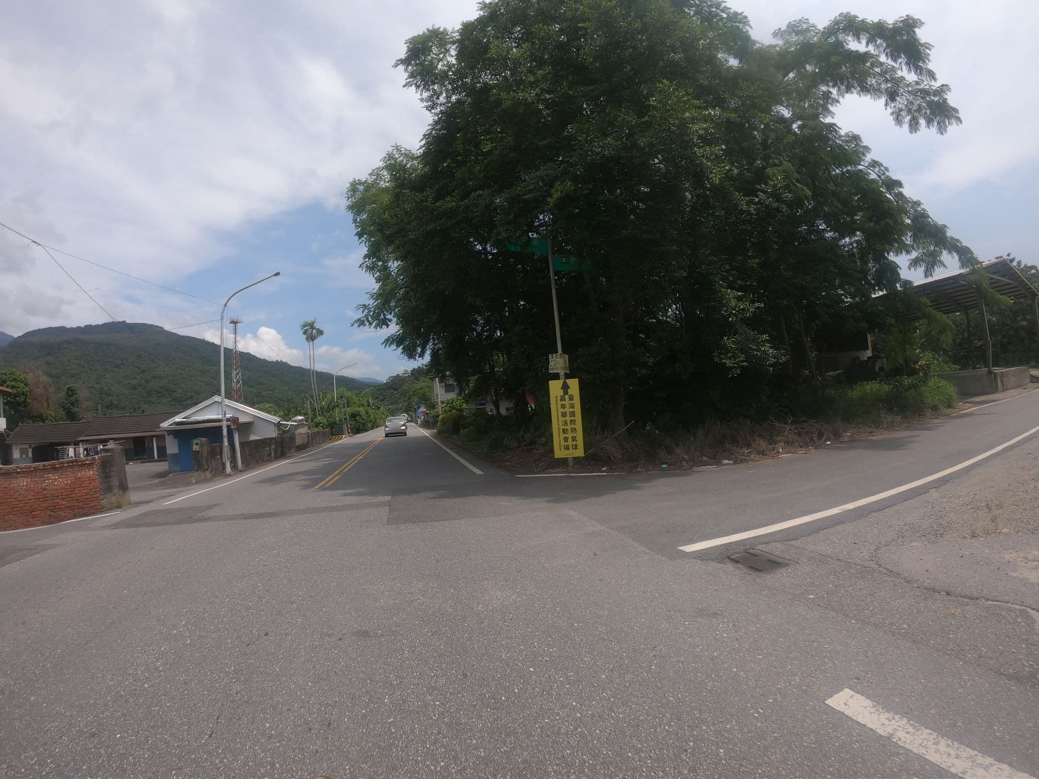 Street view near 松築休閒民宿, Guanshan — © heretpe2019 (CC BY-SA · Mapillary)