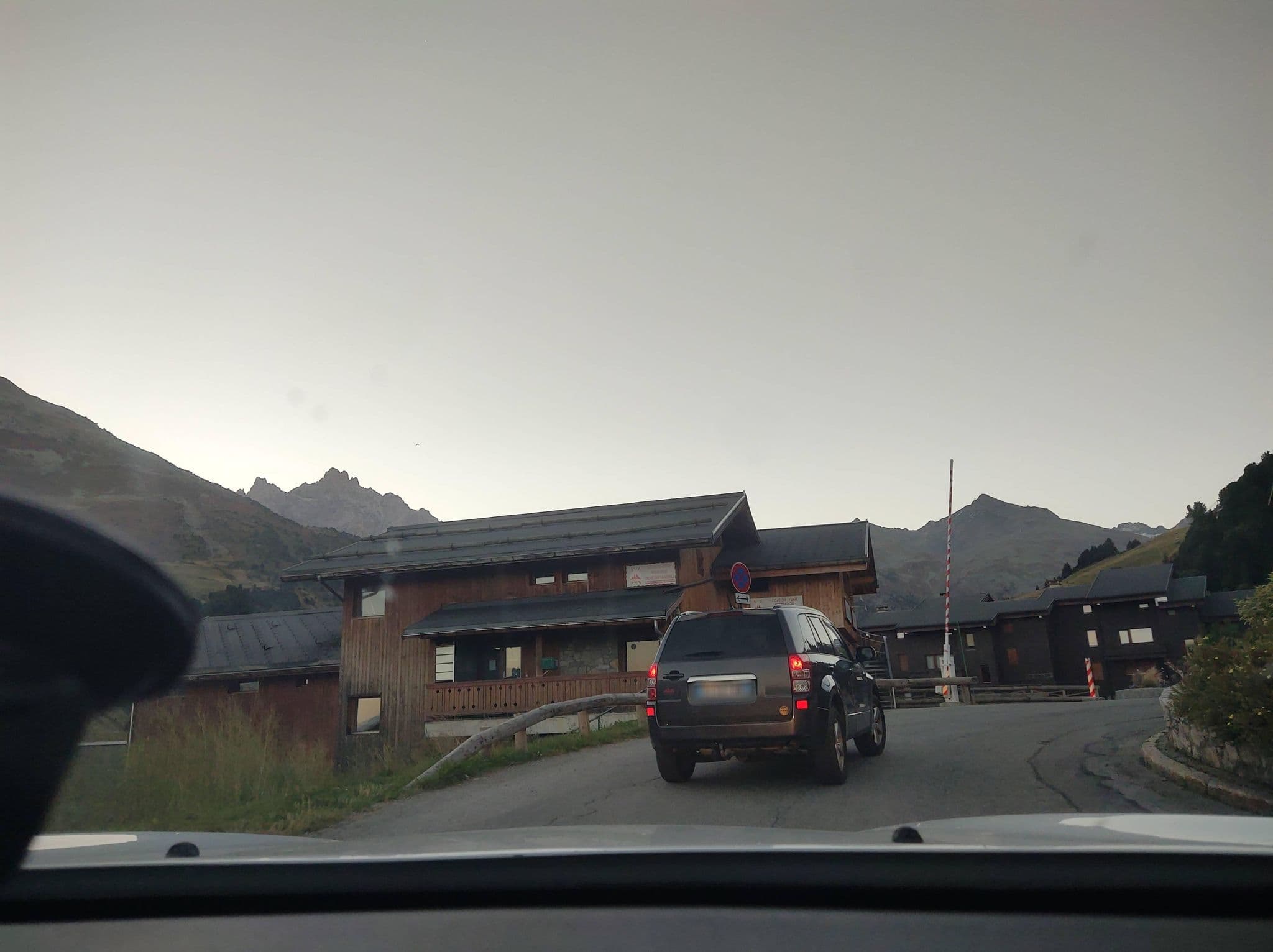 Street view near Marianne, Méribel — © MatthieuF4FNE (CC BY-SA · Mapillary)