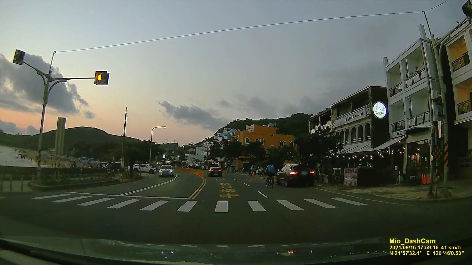 Street view near 墾丁董媽媽小築, Hengchun — © littlebtc (CC BY-SA · Mapillary)