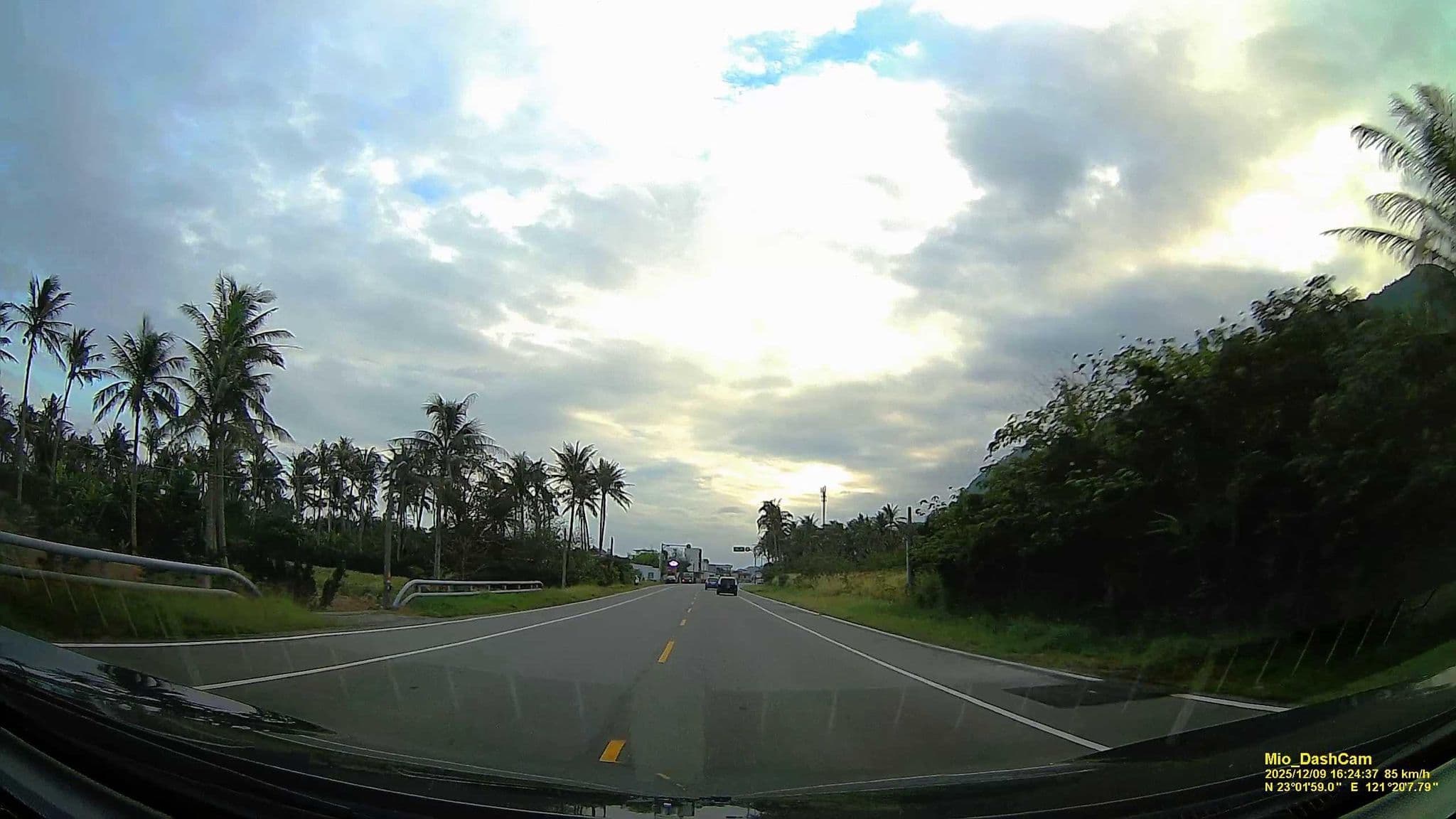 Street view near 木頭魚民宿, Chishang — © hcyen (CC BY-SA · Mapillary)
