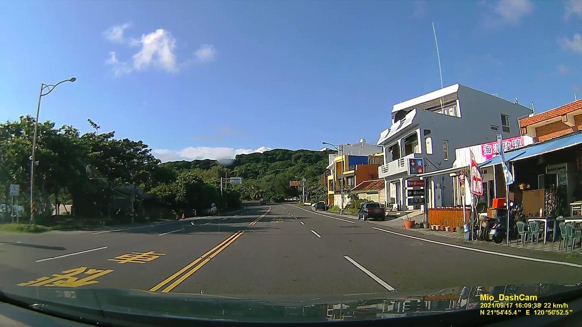 Street view near 窩在海邊, Hengchun — © littlebtc (CC BY-SA · Mapillary)