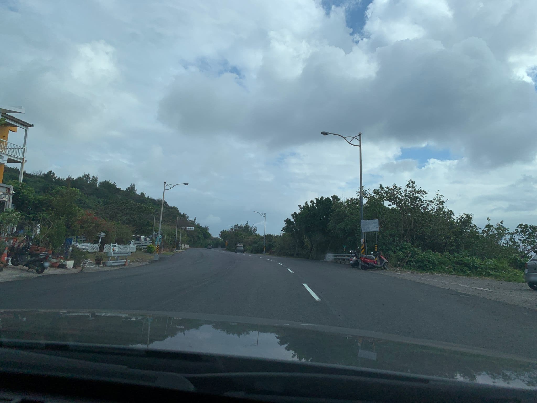 Street view near 明君渡假中心, Hengchun — © raymond2828520 (CC BY-SA · Mapillary)