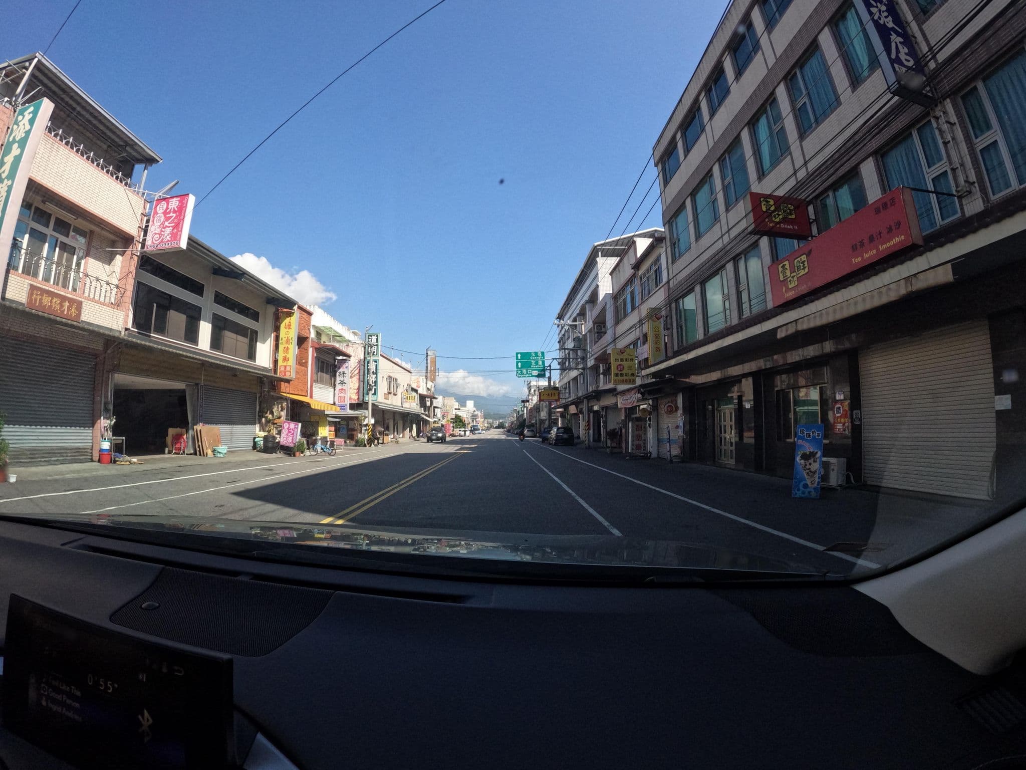 Street view near 秀山園旅社, Chishang — © littlebtc (CC BY-SA · Mapillary)