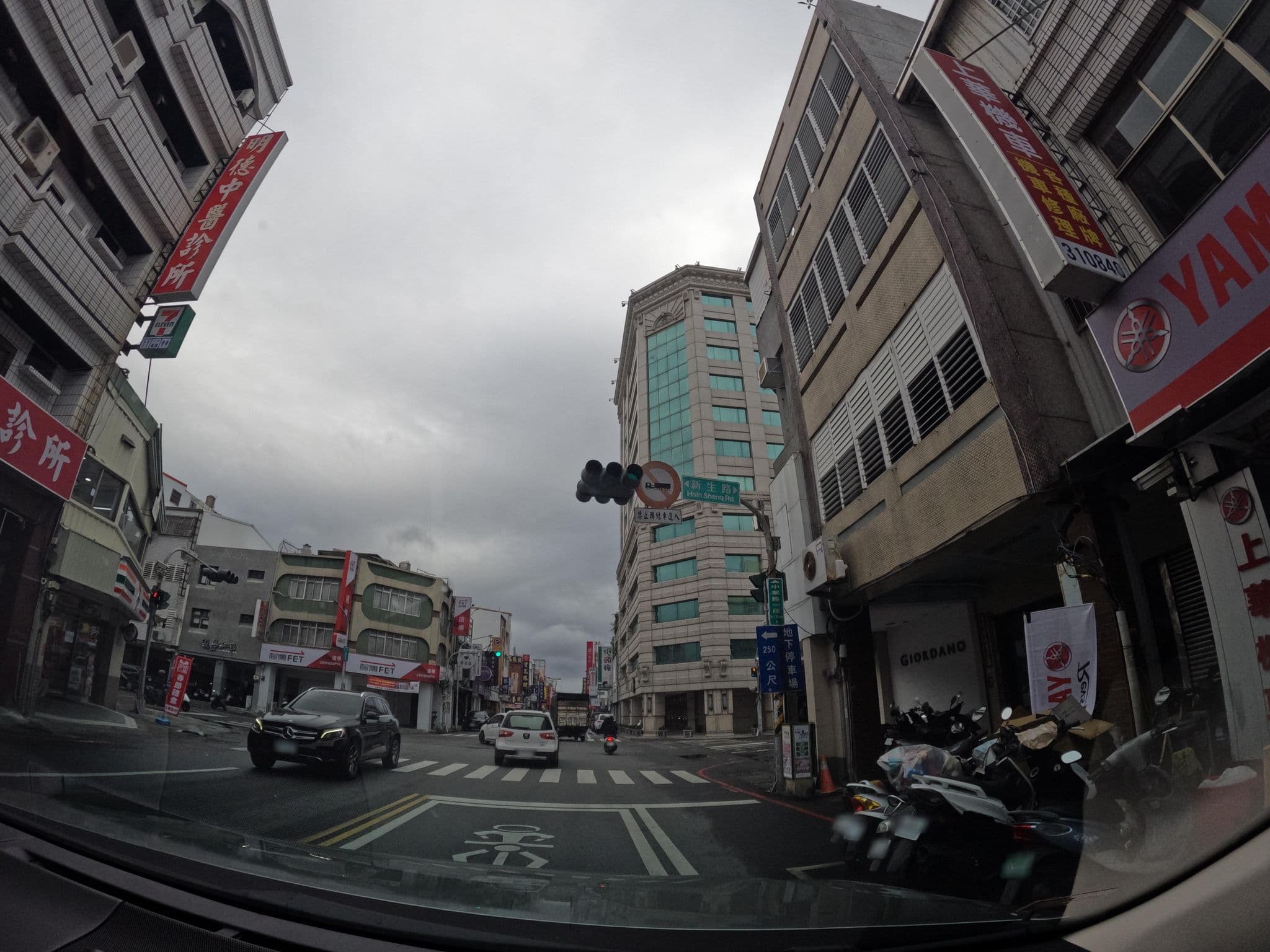 Street view near 金佳園大旅社, Taitung — © littlebtc (CC BY-SA · Mapillary)