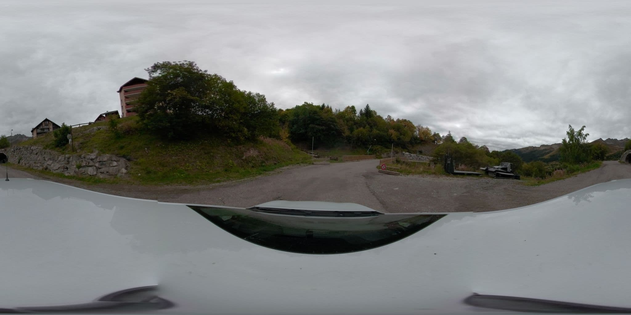 Street view near Le Marquis, Saint-Rémy-de-Maurienne — © serfim_cit_y (CC BY-SA · Mapillary)