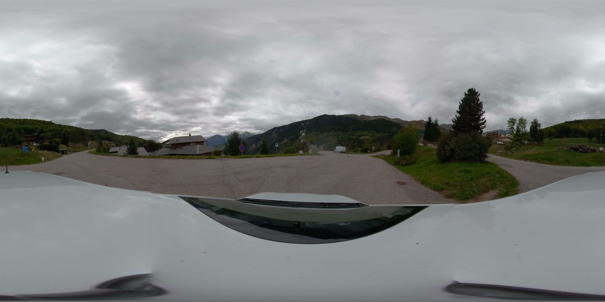Street view near Edelweiss, Saint-Rémy-de-Maurienne — © serfim_cit_y (CC BY-SA · Mapillary)