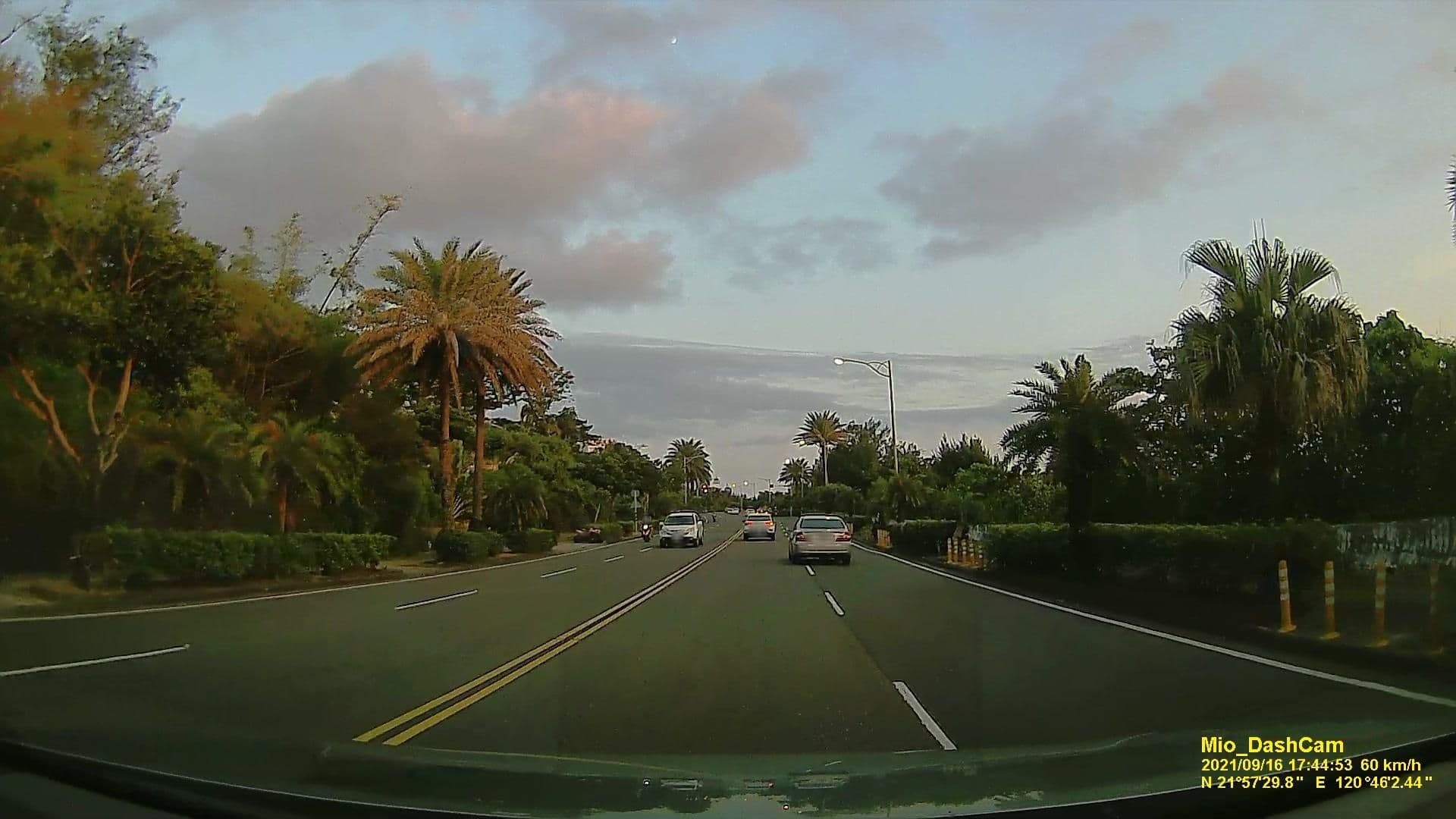Street view near 好望角南灣渡假村, Hengchun — © littlebtc (CC BY-SA · Mapillary)