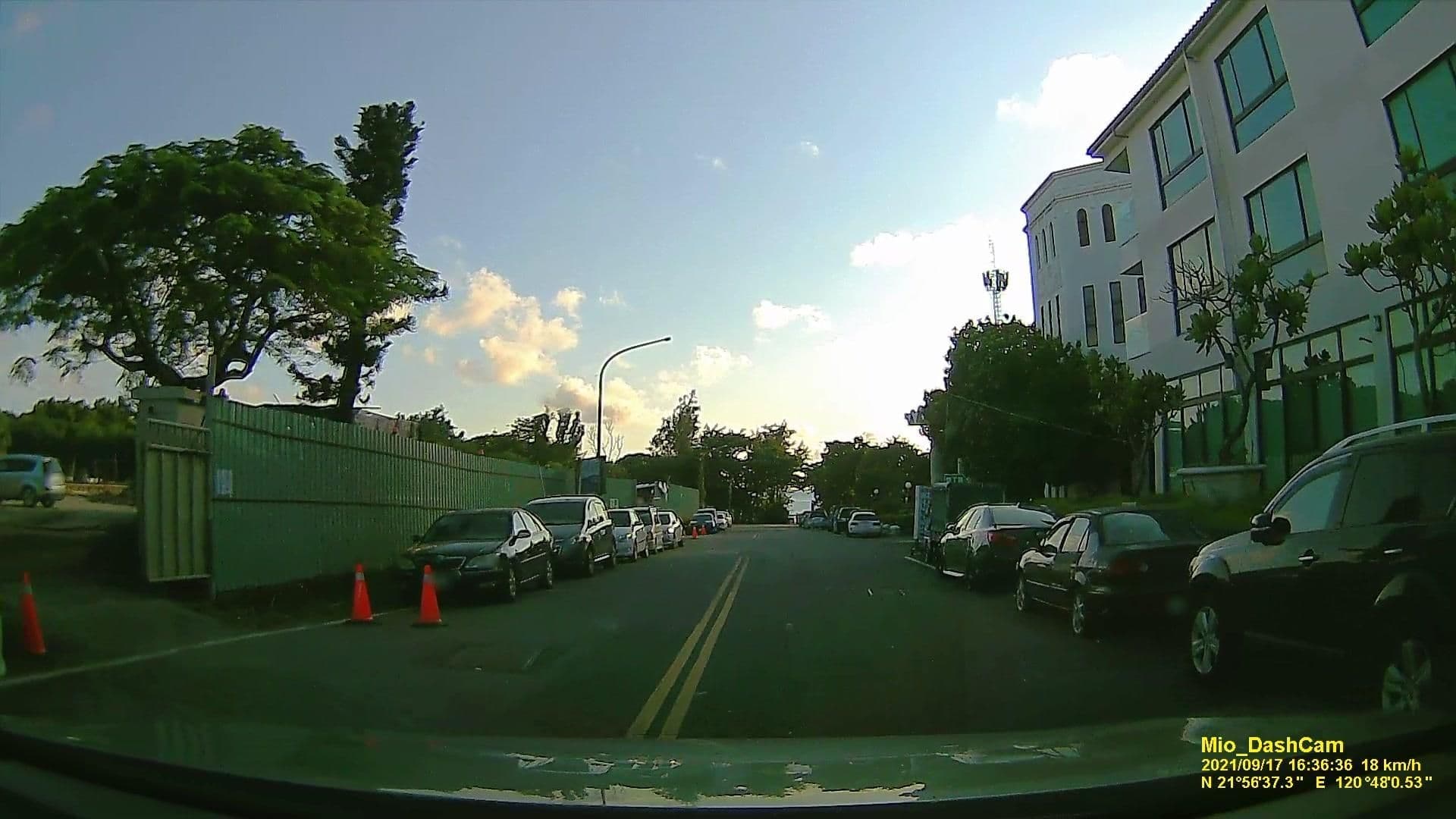 Street view near 南星潮洋旅店, Hengchun — © littlebtc (CC BY-SA · Mapillary)