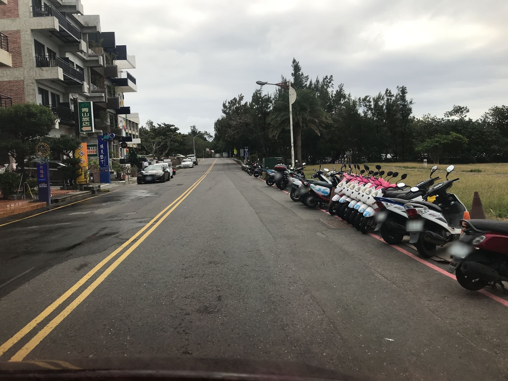 Street view near 海都旅店 Hi Doing, Hengchun — © loveapple (CC BY-SA · Mapillary)