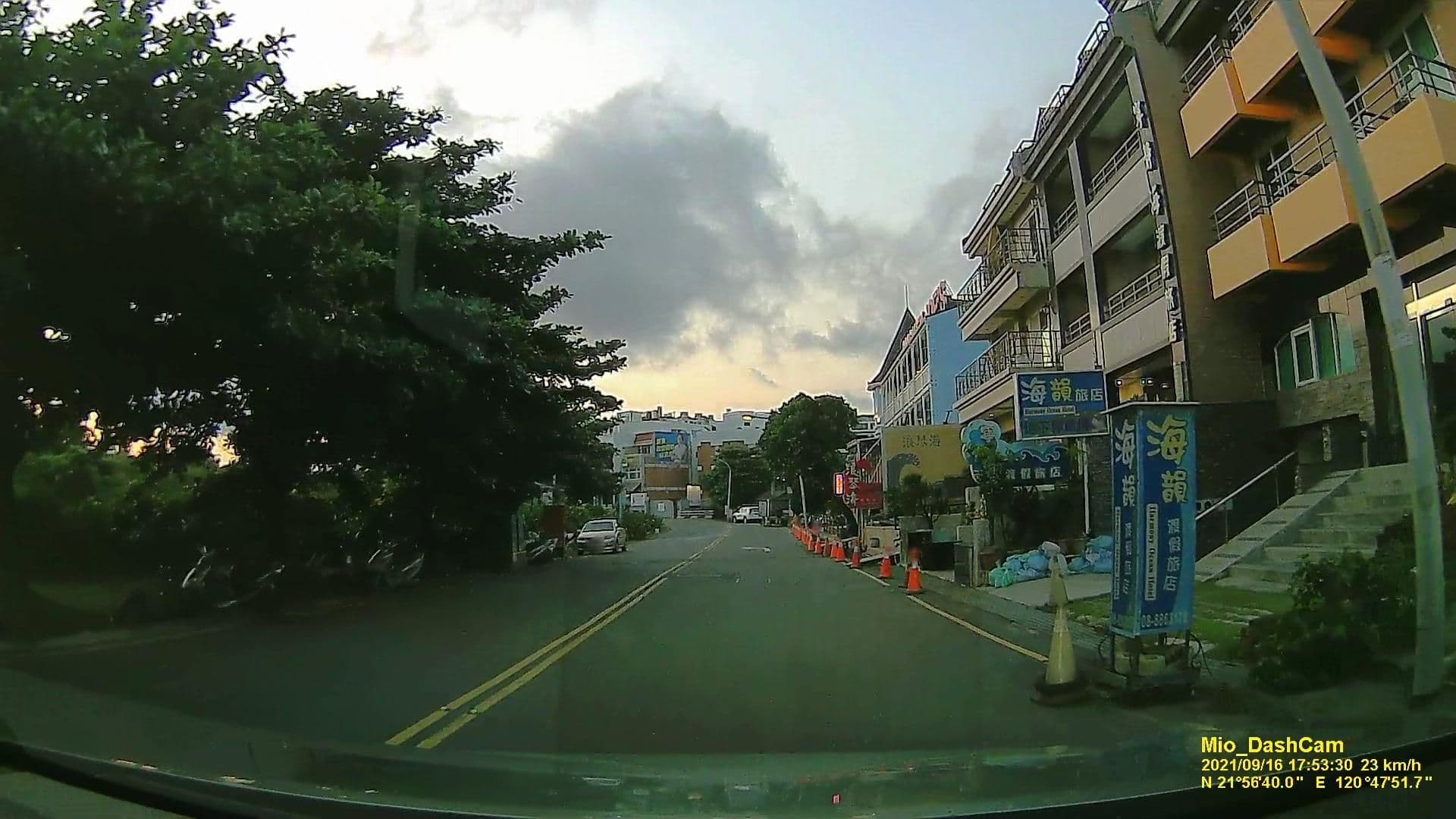 Street view near 海韻渡假旅店, Hengchun — © littlebtc (CC BY-SA · Mapillary)