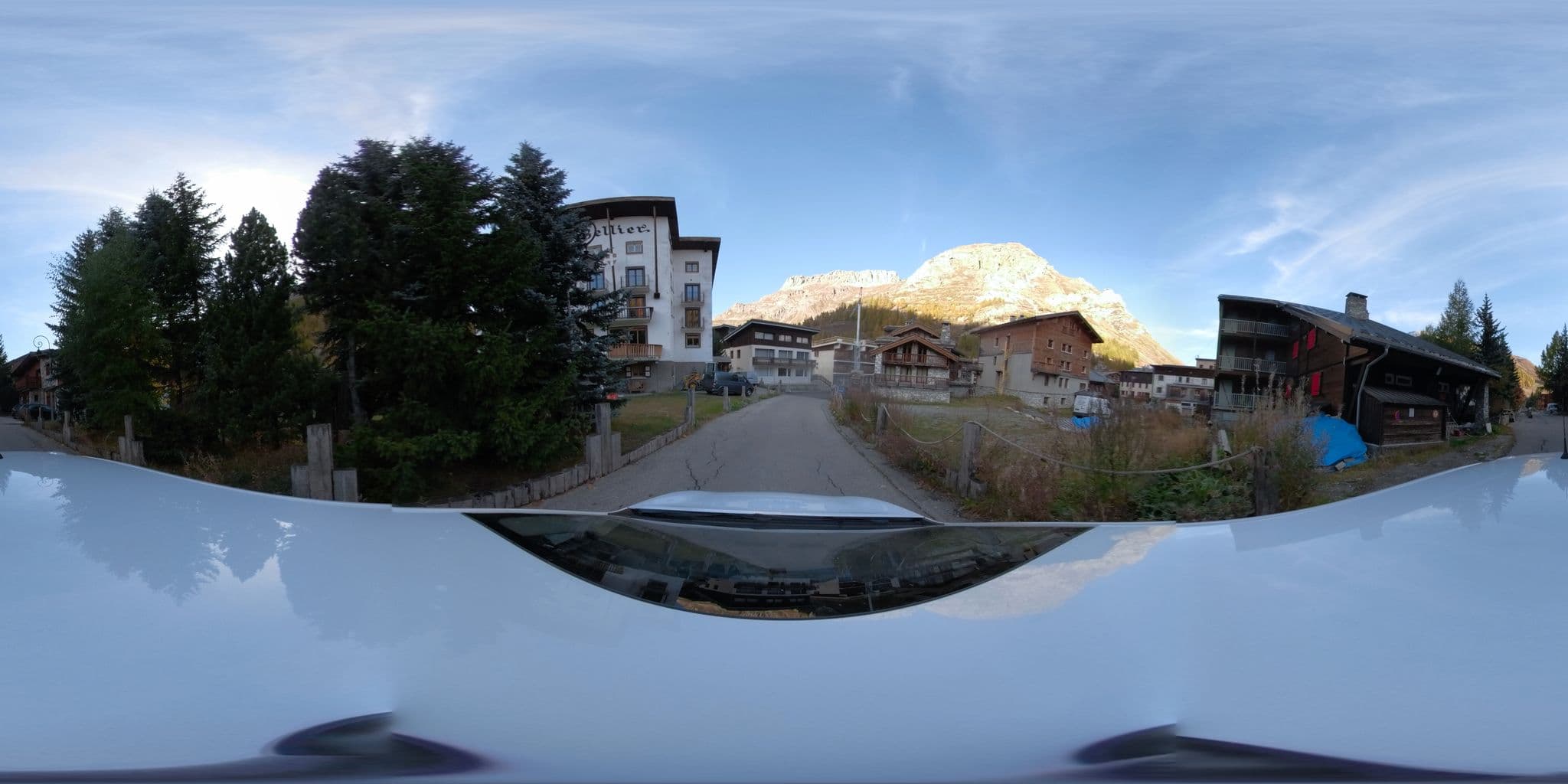 Street view near Hôtel Bellier, Val-d'Isère — © serfim_cit_y (CC BY-SA · Mapillary)