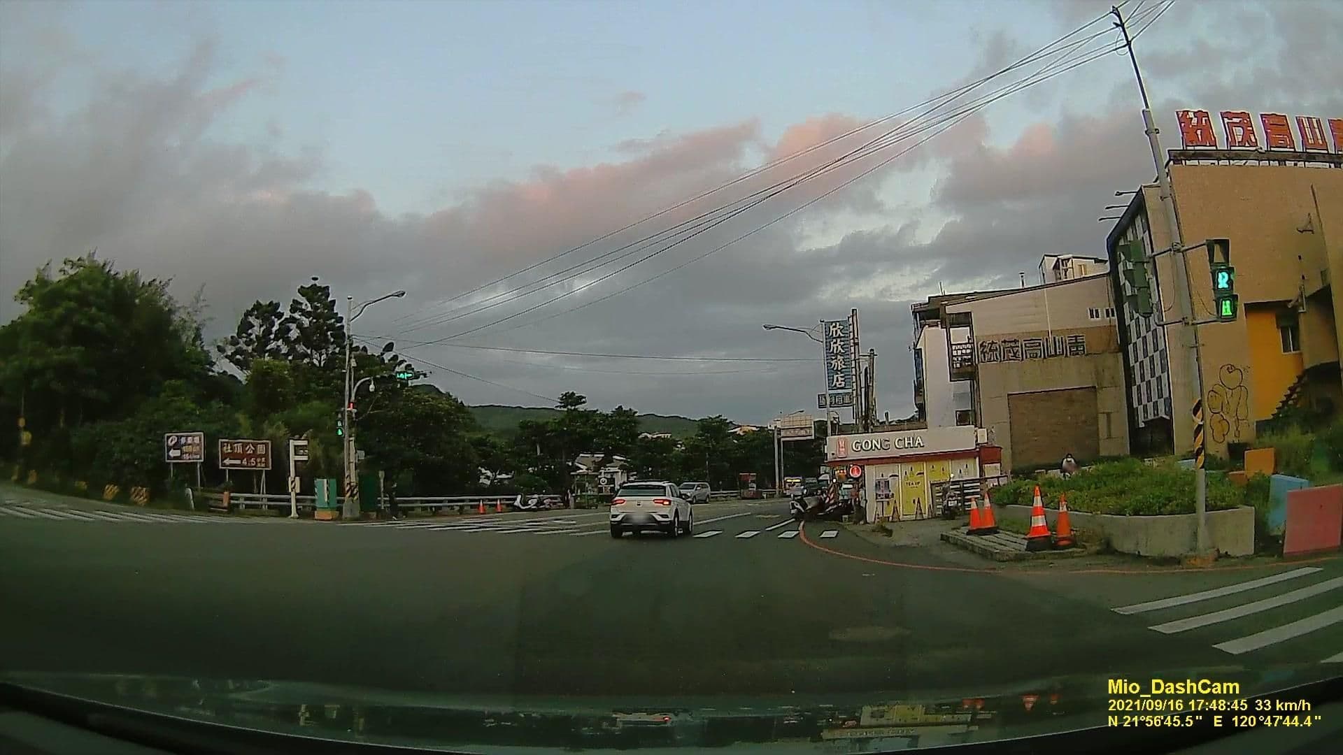Street view near 澤信旅店, Hengchun — © littlebtc (CC BY-SA · Mapillary)