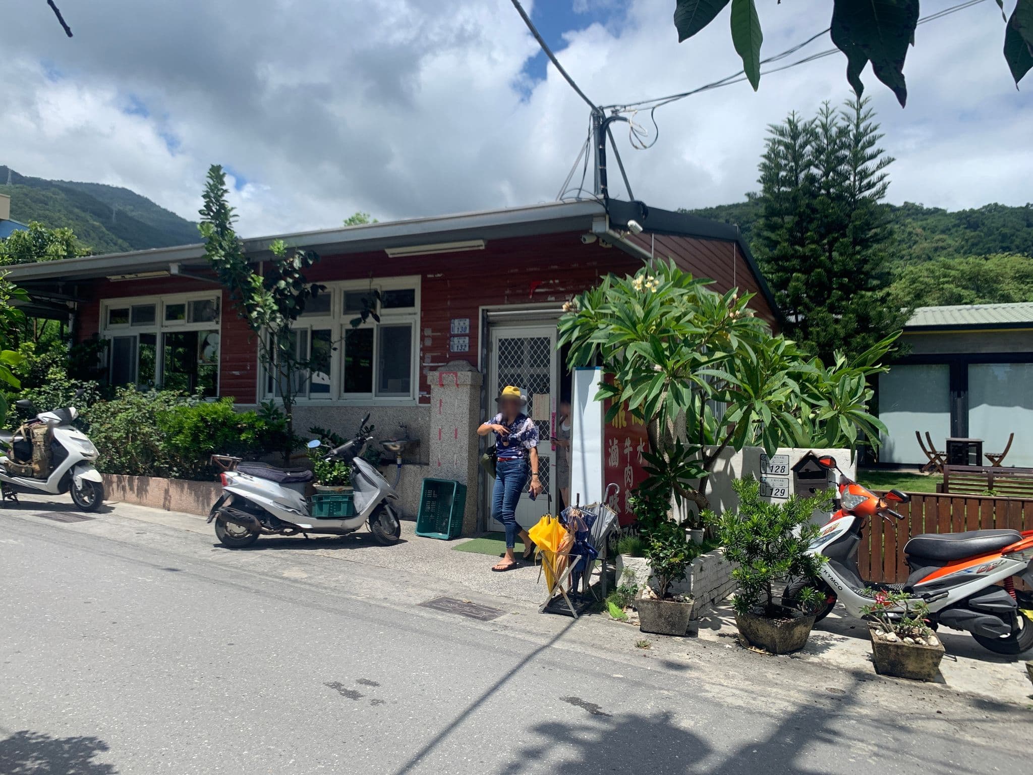 Street view near 打個蛋海旅 Dagedan House, Taitung — © littlebtc (CC BY-SA · Mapillary)