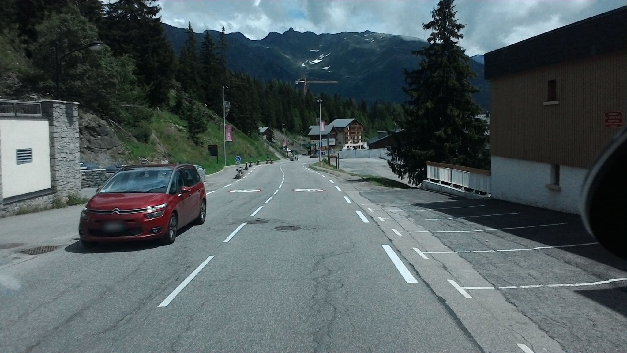 Street view near La Chanousia, Séez — © mprins (CC BY-SA · Mapillary)