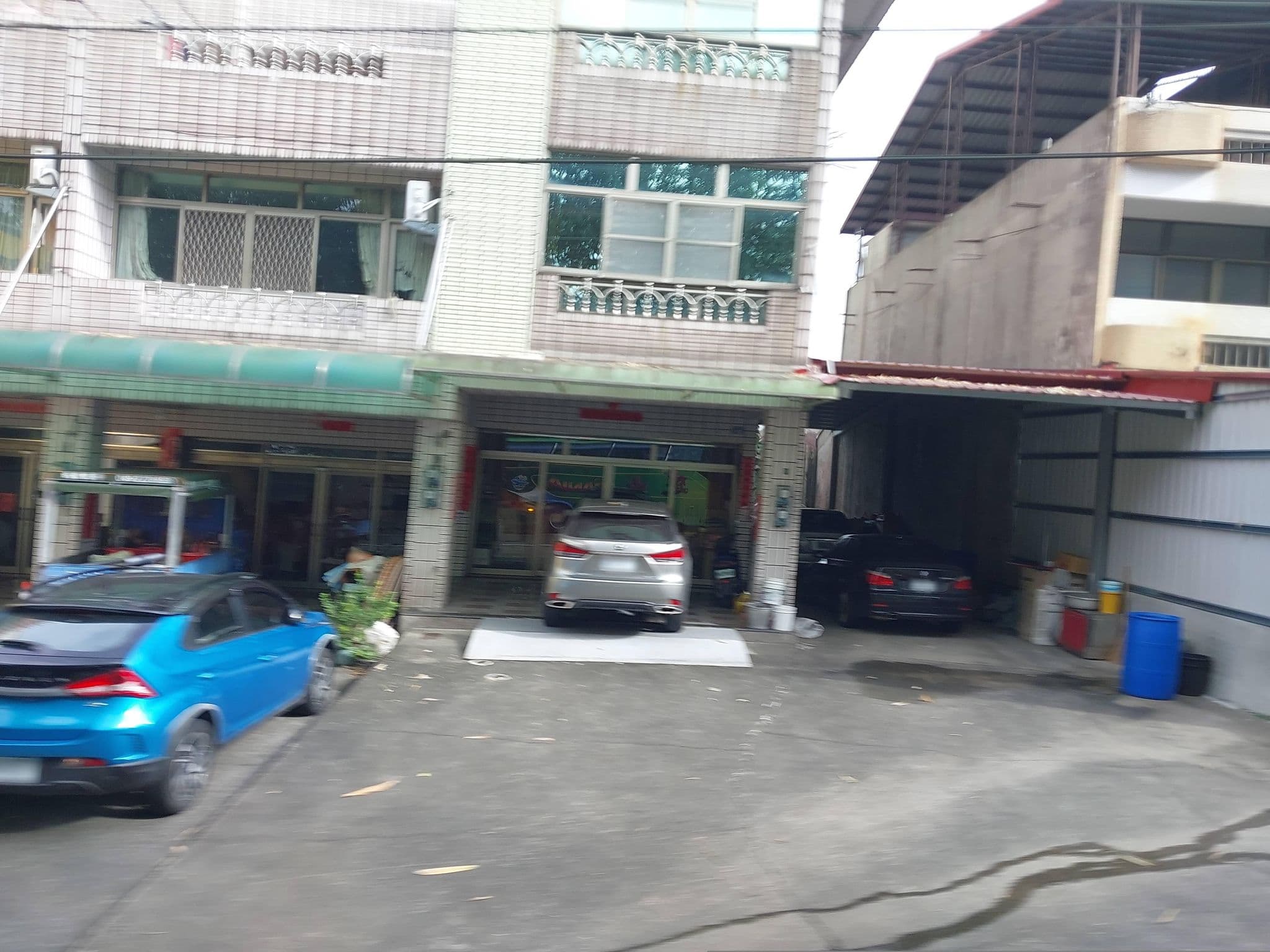 Street view near 在一方溪杉勝景民宿, Lugu — © ChenJJ (CC BY-SA · Mapillary)