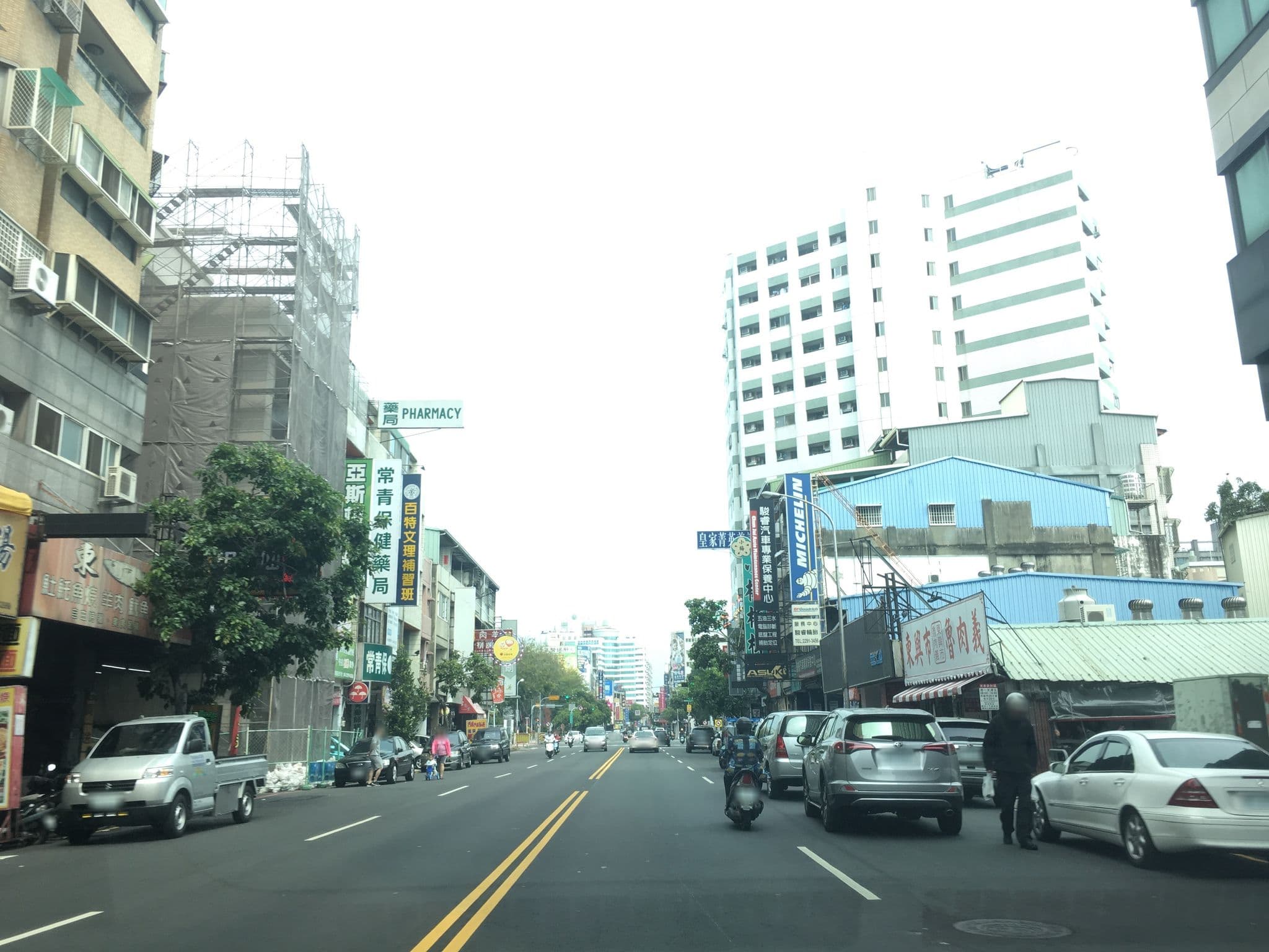 Street view near 馥品飯店, Taichung — © pty11111 (CC BY-SA · Mapillary)