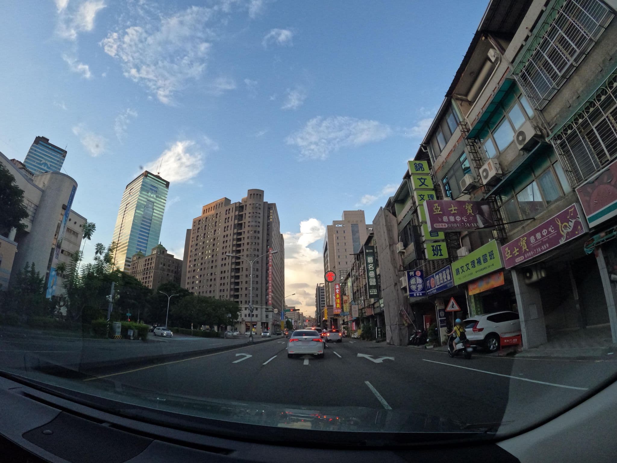 Street view near 全一大旅館, Taichung — © littlebtc (CC BY-SA · Mapillary)