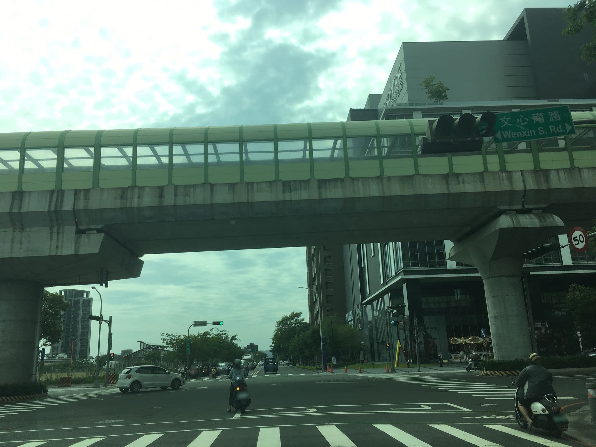 Street view near 箱根汽車旅館股份有限公司, Taichung — © pty11111 (CC BY-SA · Mapillary)