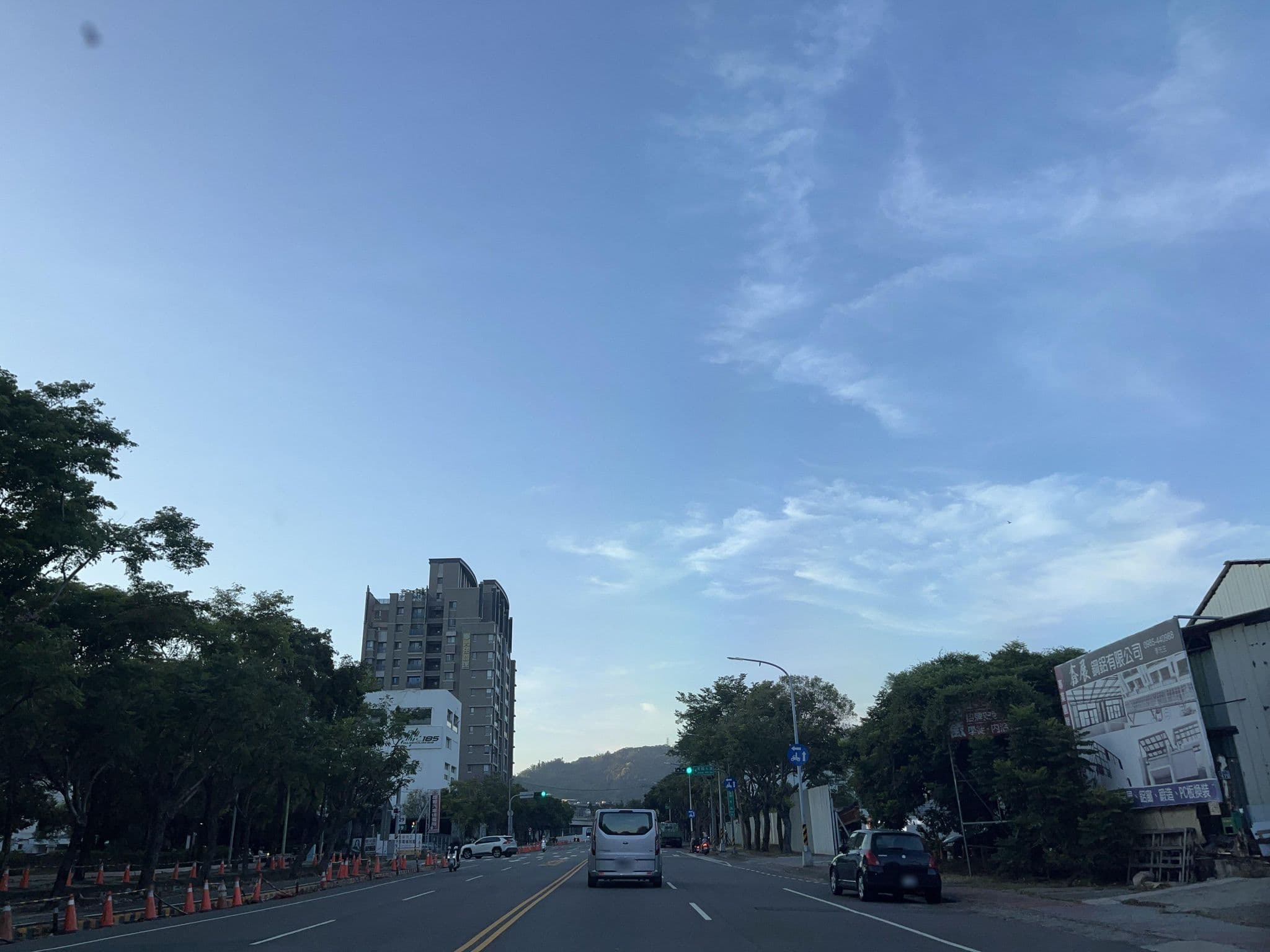 Street view near 台中之家YH, Taichung — © pty11111 (CC BY-SA · Mapillary)