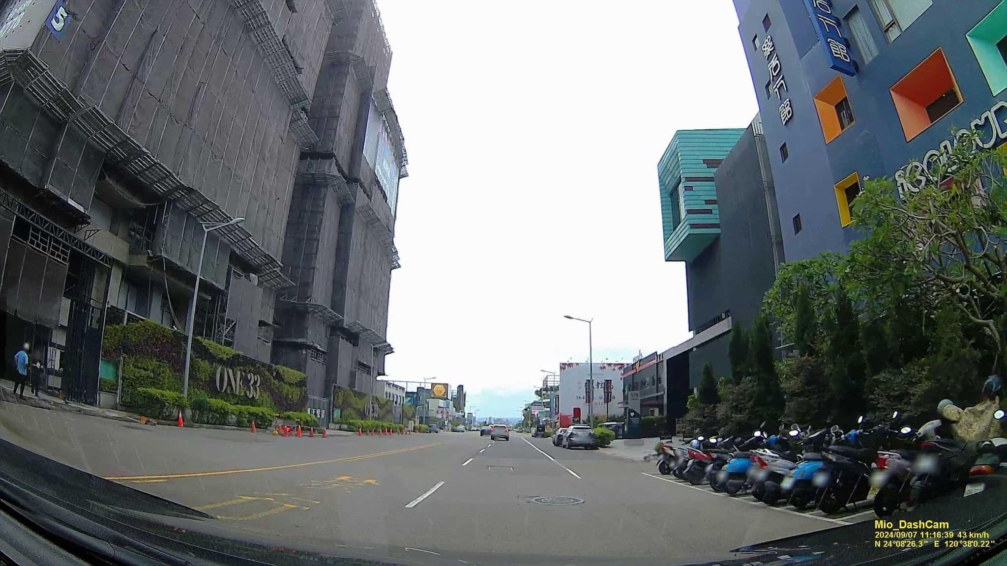 Street view near 樂活行館, Taichung — © hcyen (CC BY-SA · Mapillary)