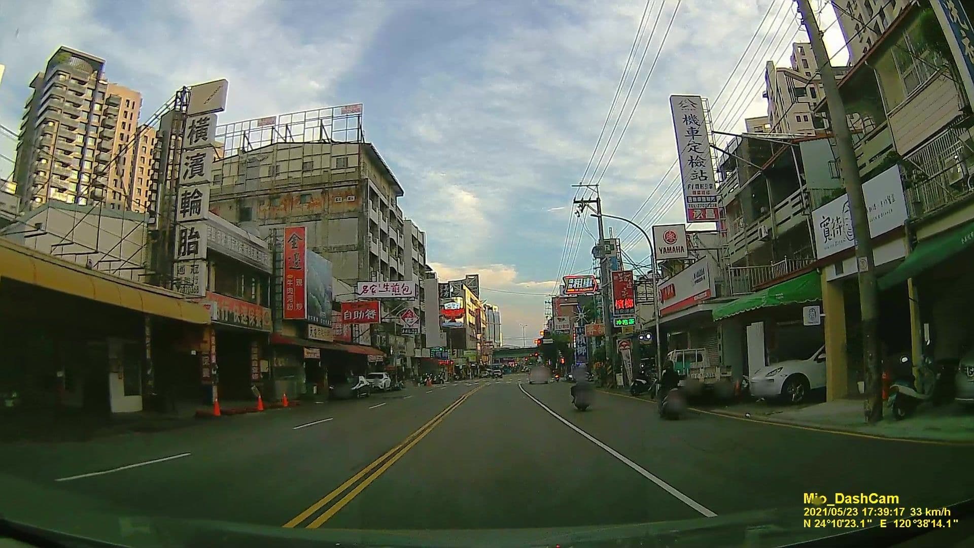 Street view near Venice Motel, Taichung — © littlebtc (CC BY-SA · Mapillary)
