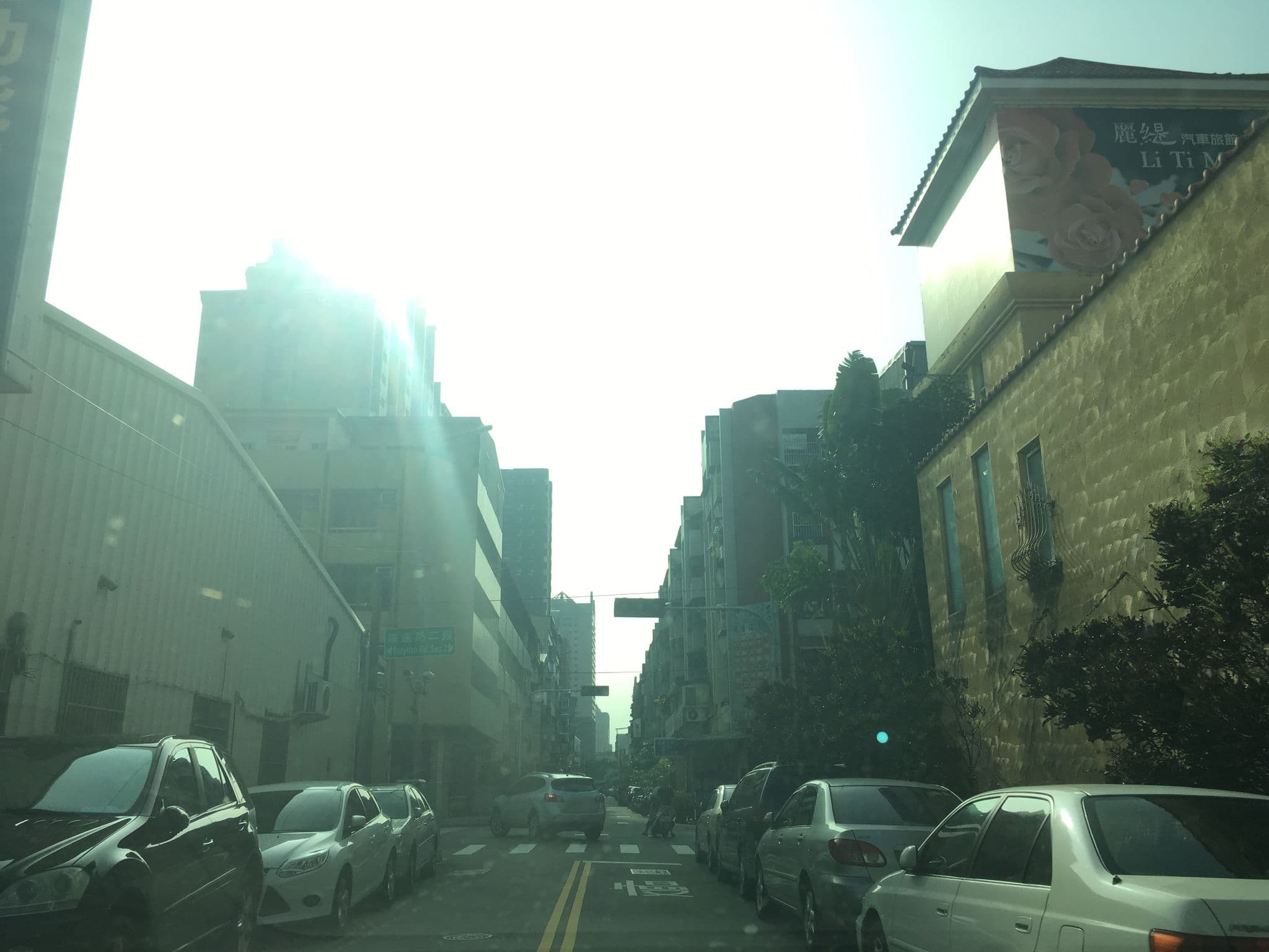 Street view near 水舞-麗緹汽車旅館 Liti Spa Motel, Taichung — © pty11111 (CC BY-SA · Mapillary)