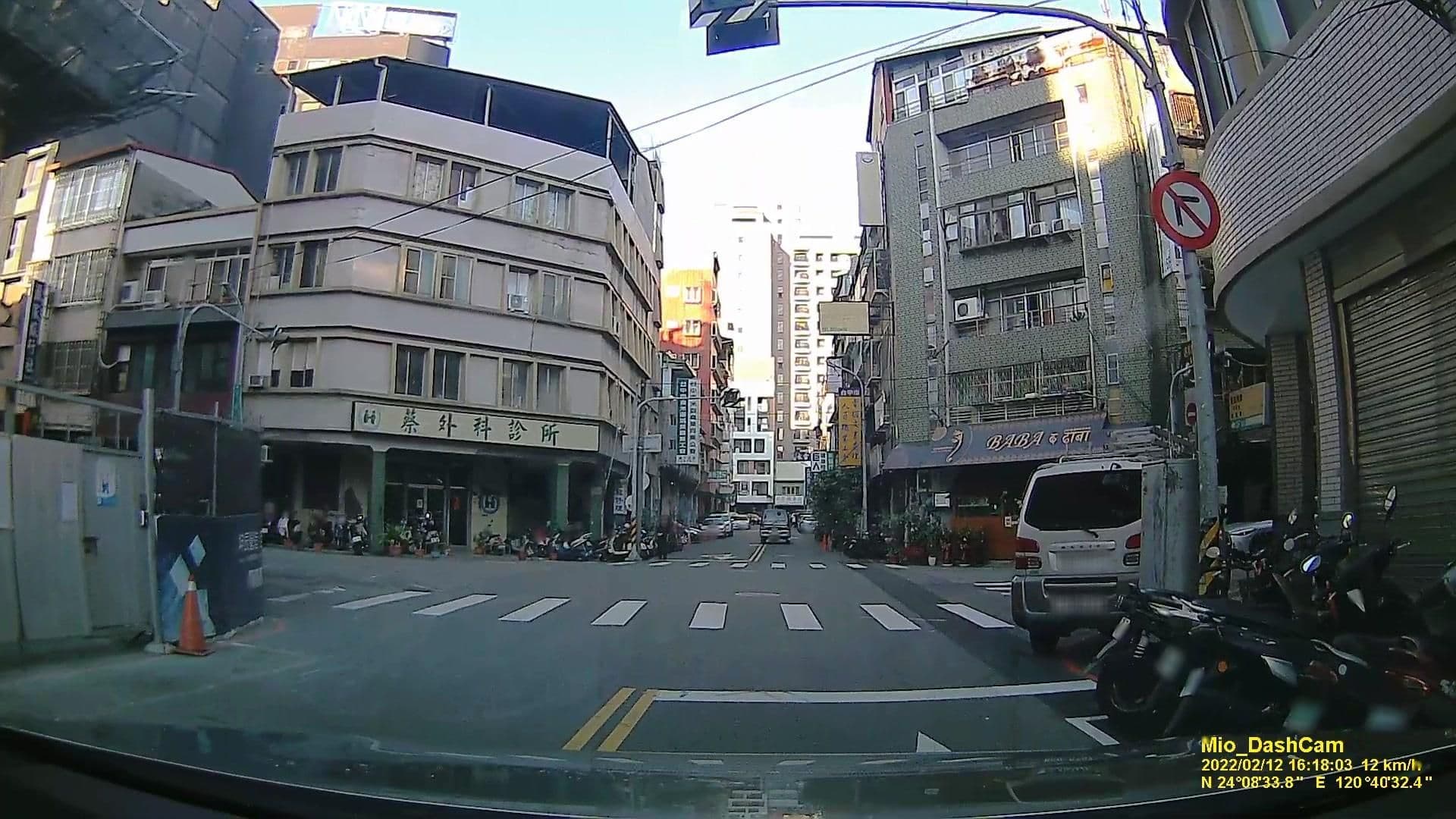 Street view near 金樺大飯店, Taichung — © littlebtc (CC BY-SA · Mapillary)