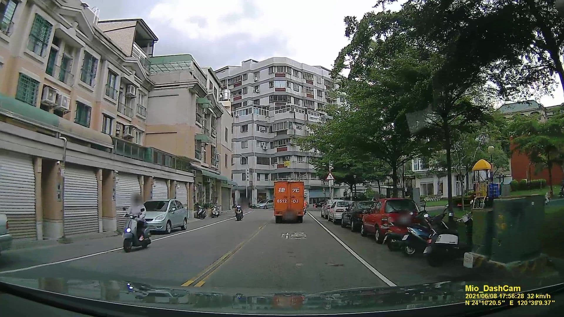 Street view near 二八樹巷, Taichung — © littlebtc (CC BY-SA · Mapillary)