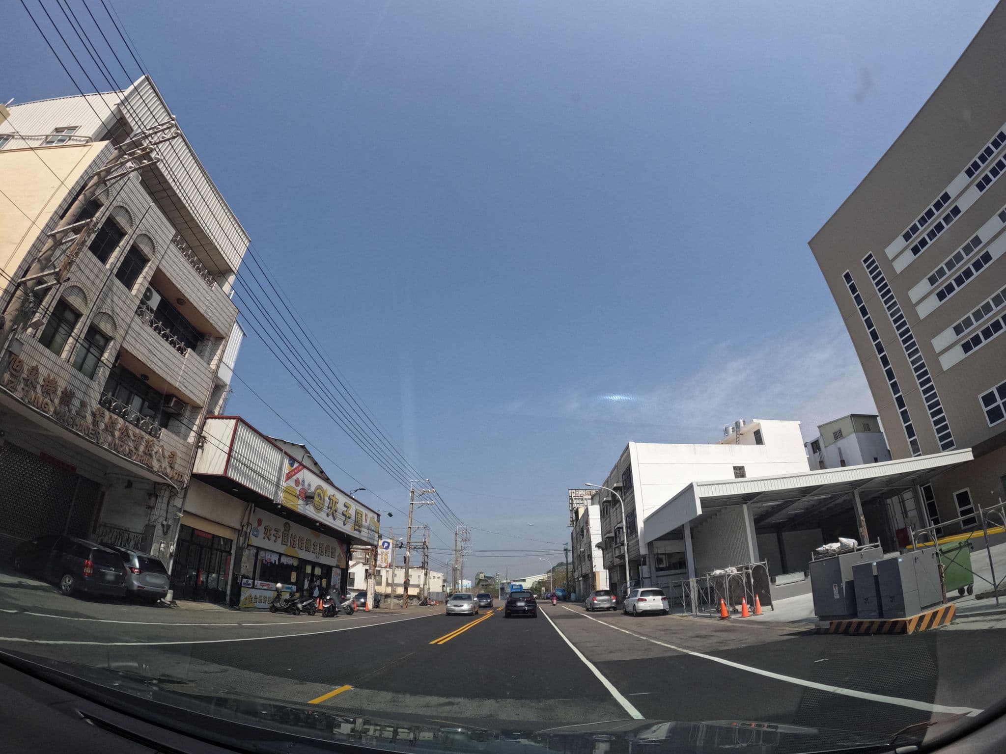 Street view near 夏威夷汽車旅館, Xizhou — © littlebtc (CC BY-SA · Mapillary)