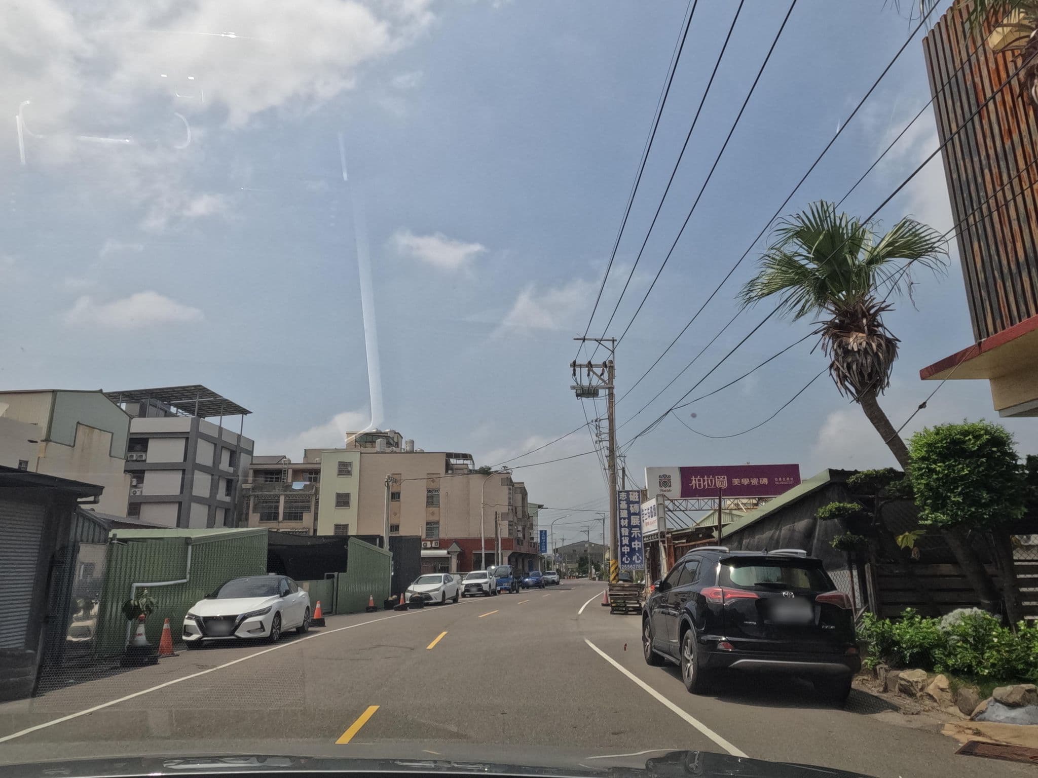Street view near 亞曼尼SPA精品汽車旅館, Xizhou — © littlebtc (CC BY-SA · Mapillary)
