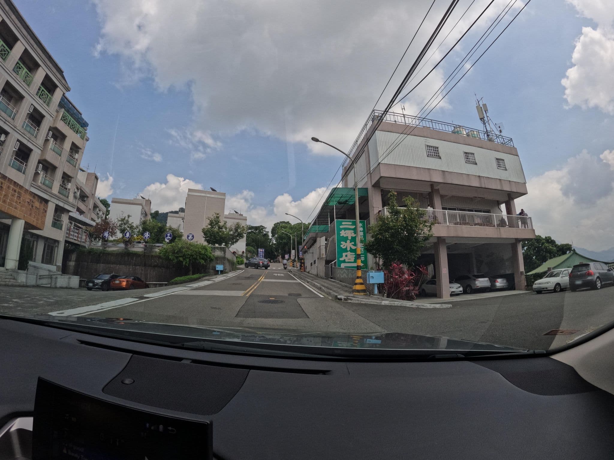 Street view near 二坪山莊, Lugu — © littlebtc (CC BY-SA · Mapillary)