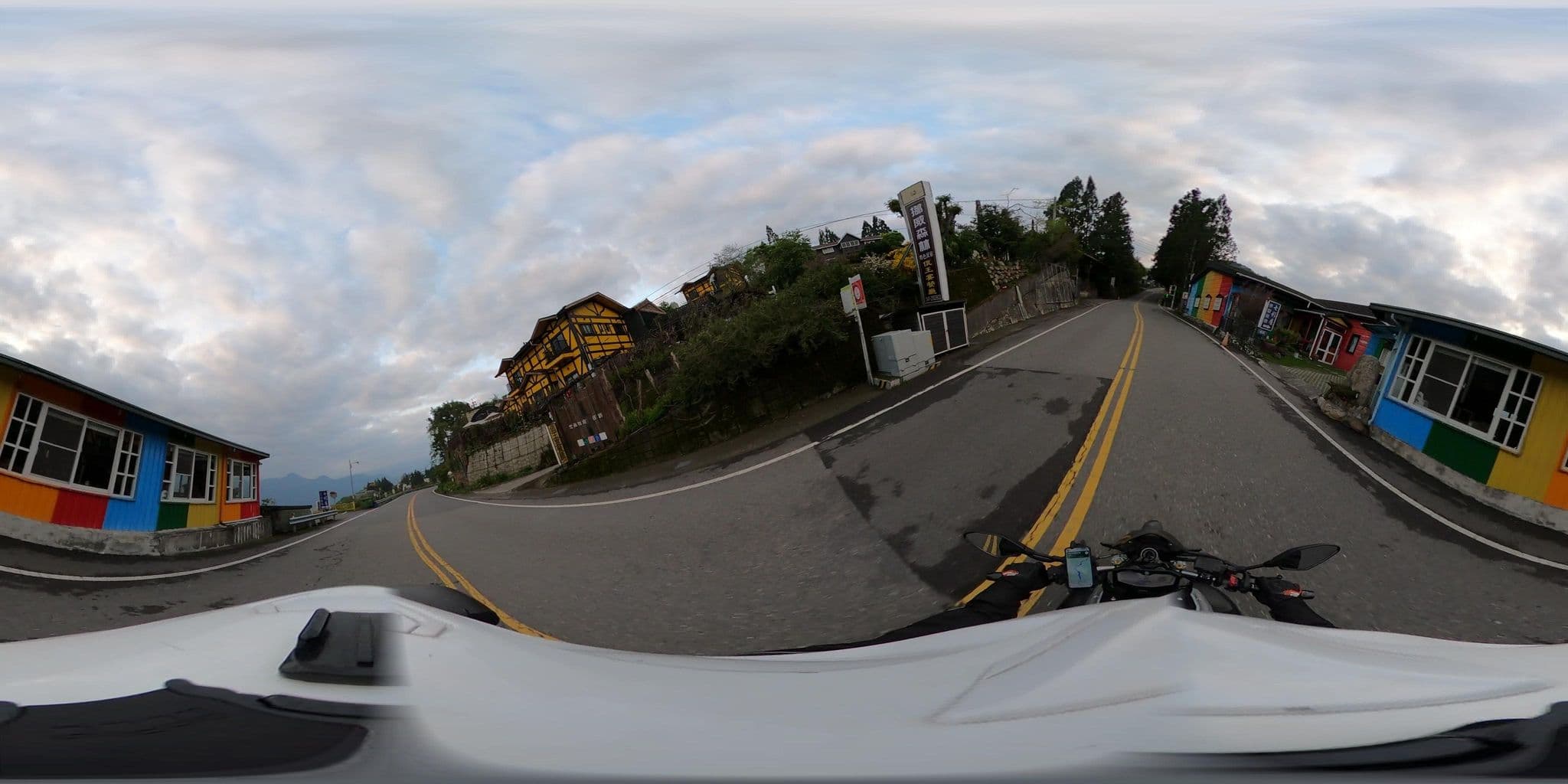 Street view near 海怪景觀民宿, Puli — © komali2 (CC BY-SA · Mapillary)