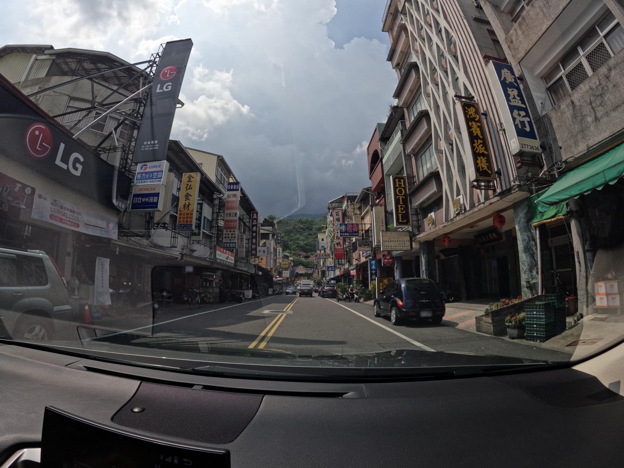 Street view near 鴻賓大旅社, Lugu — © littlebtc (CC BY-SA · Mapillary)