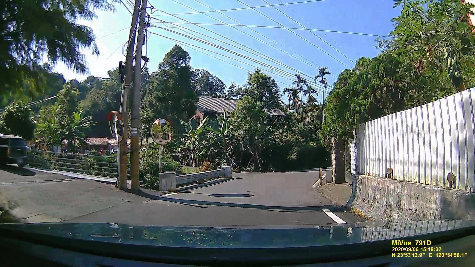 Street view near one house 私人住宅, Puli — © littlebtc (CC BY-SA · Mapillary)