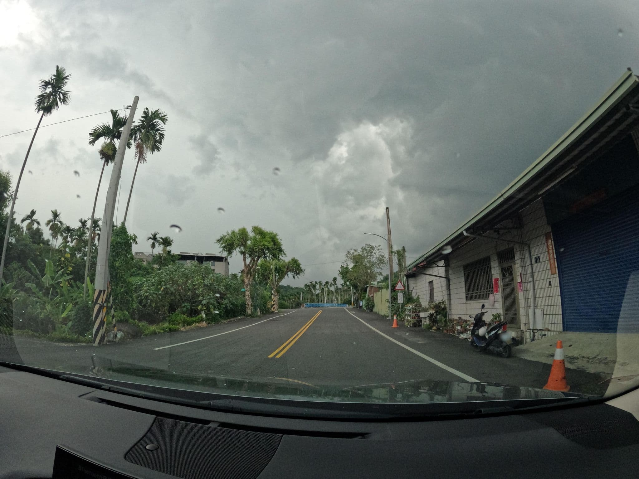Street view near 新傳家堡民宿, Lugu — © littlebtc (CC BY-SA · Mapillary)