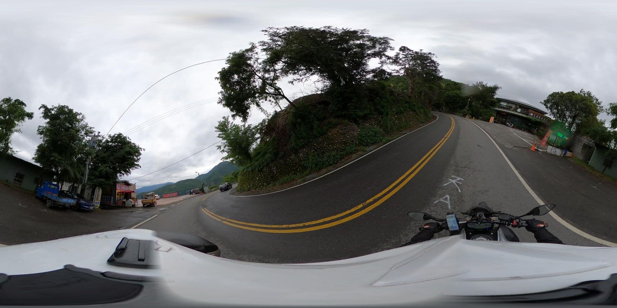 Street view near 天祥茶園景觀民宿, Puli — © komali2 (CC BY-SA · Mapillary)