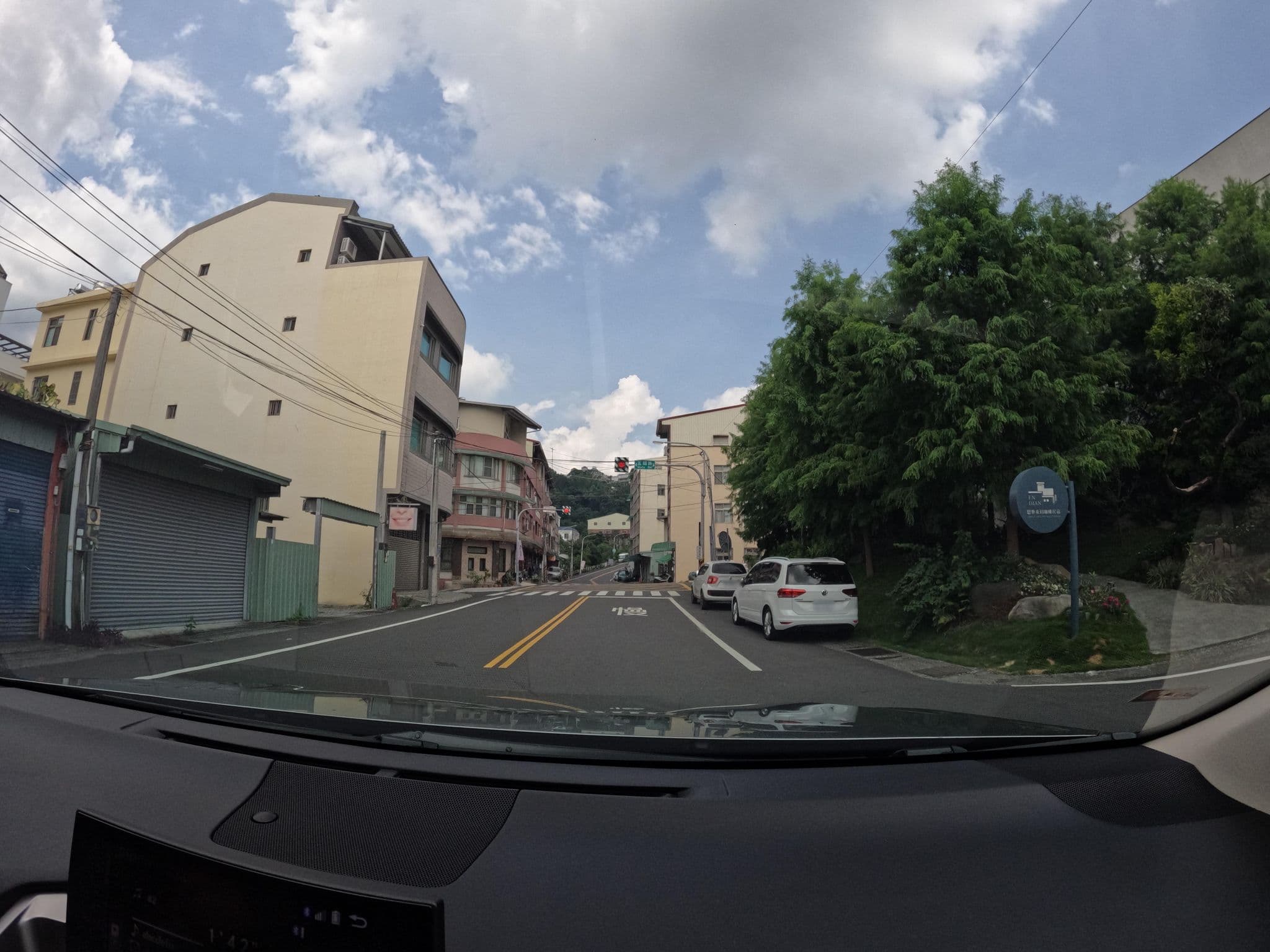 Street view near 恩典花園咖啡民宿, Lugu — © littlebtc (CC BY-SA · Mapillary)